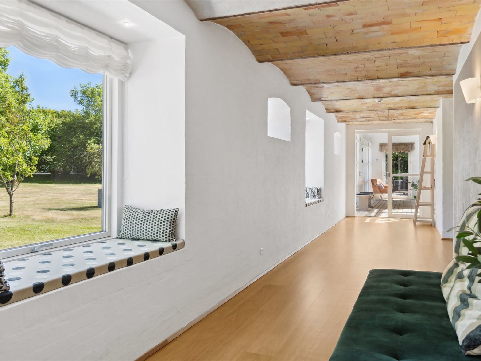 "Thilo" - 2.3km from the sea - Binnen