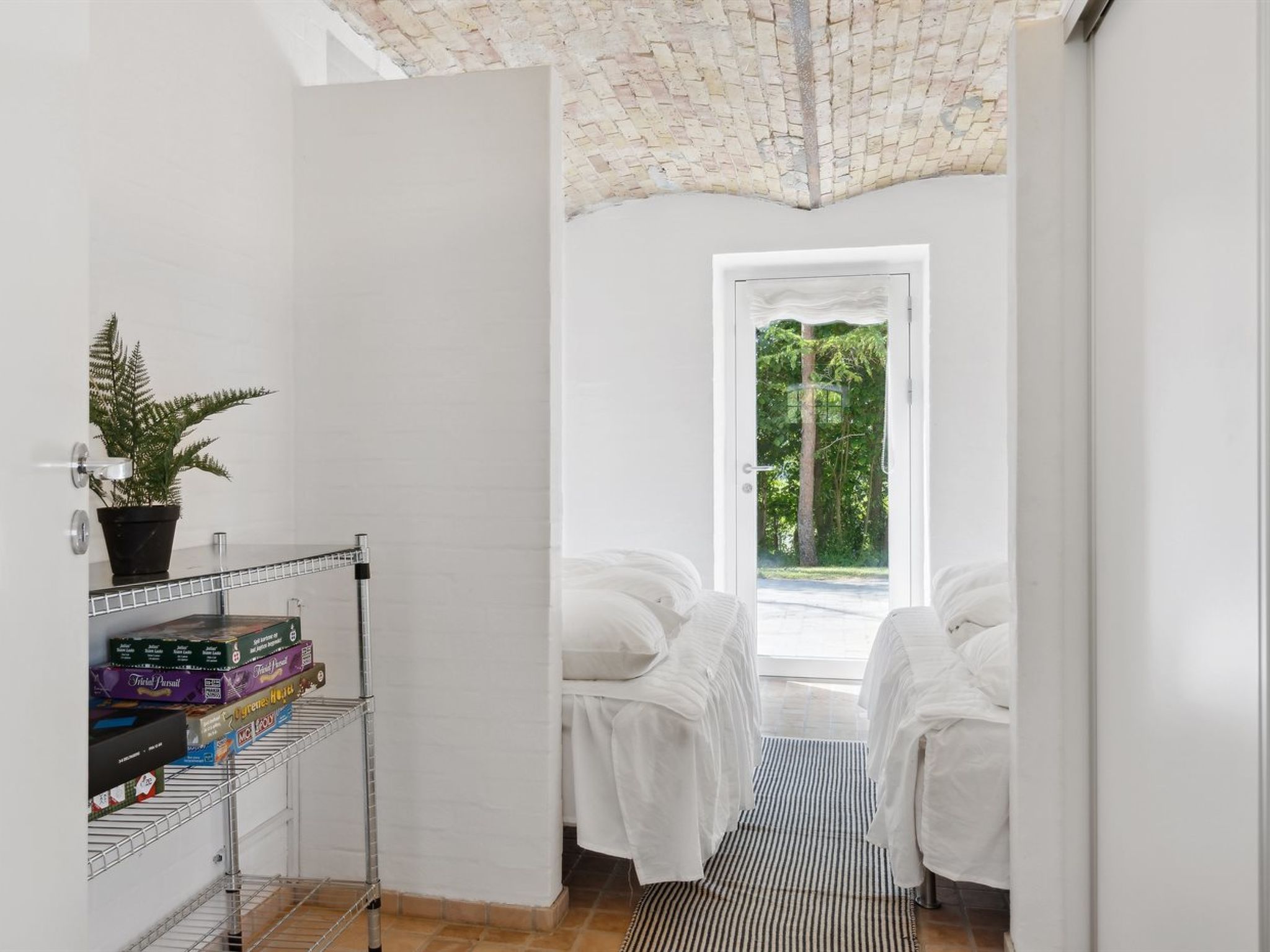 "Thilo" - 2.3km from the sea - Binnen