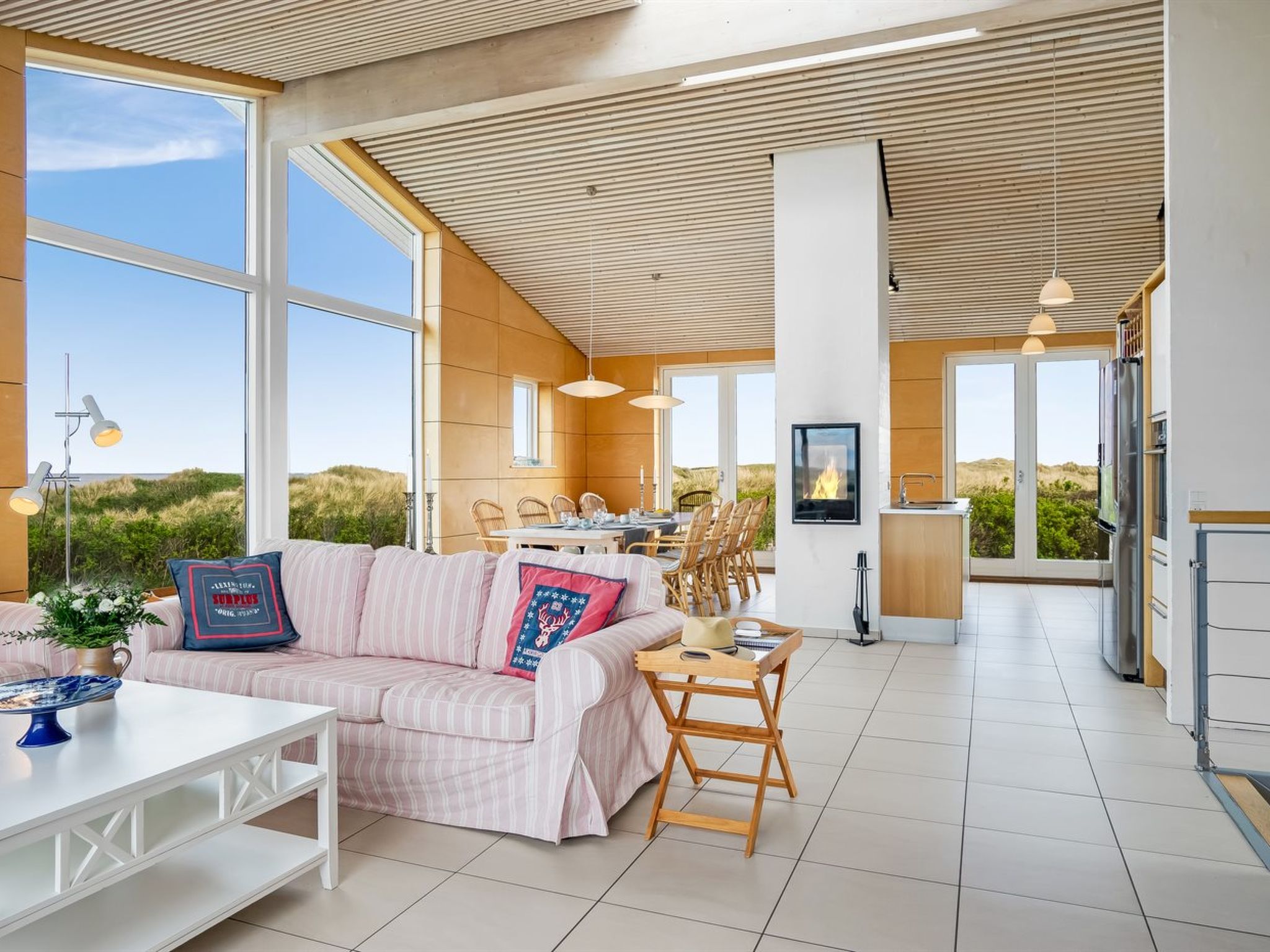 "Tinea" - 50m from the sea-Binnen