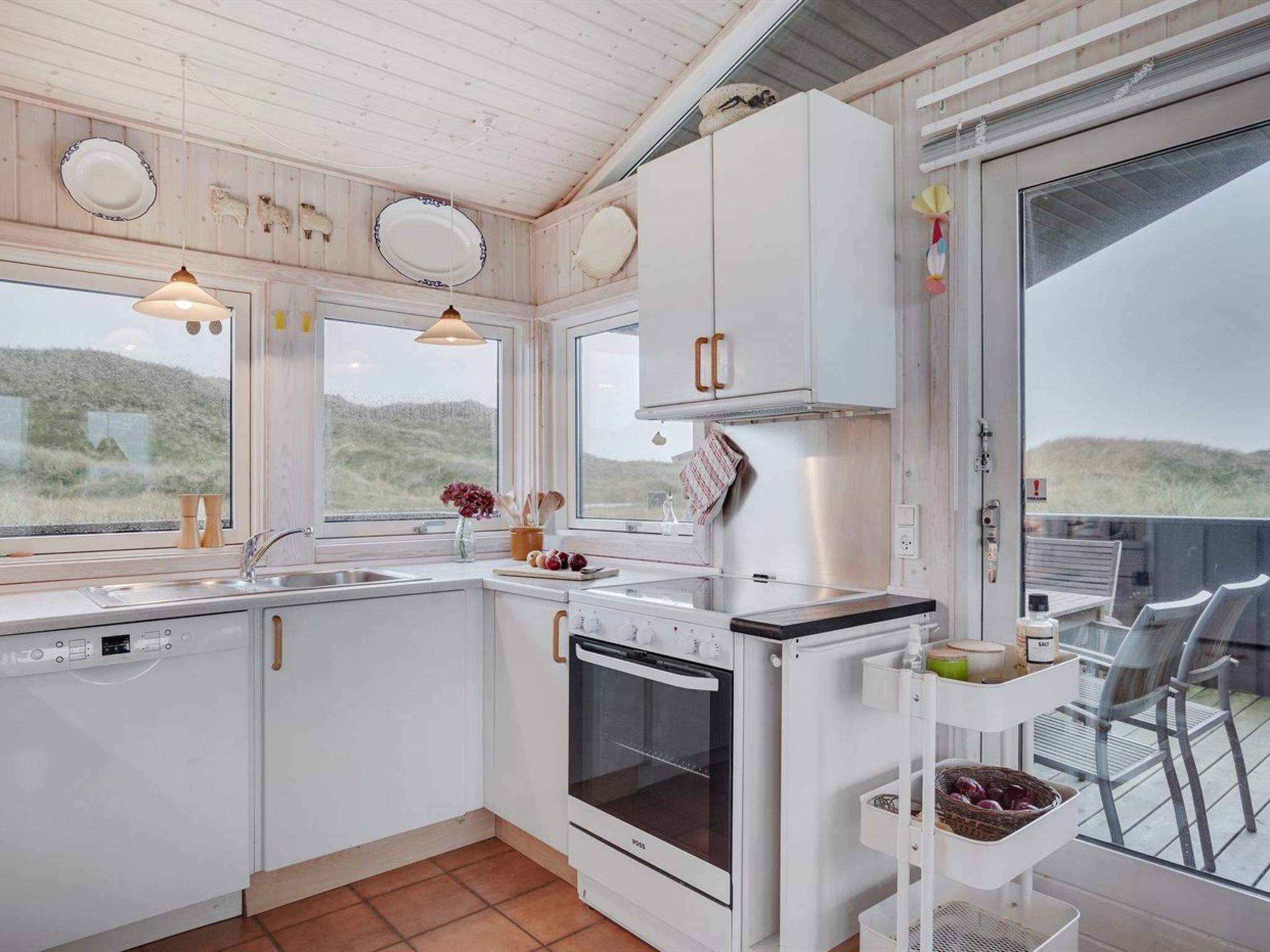 "Eri" - 300m from the sea - Binnen