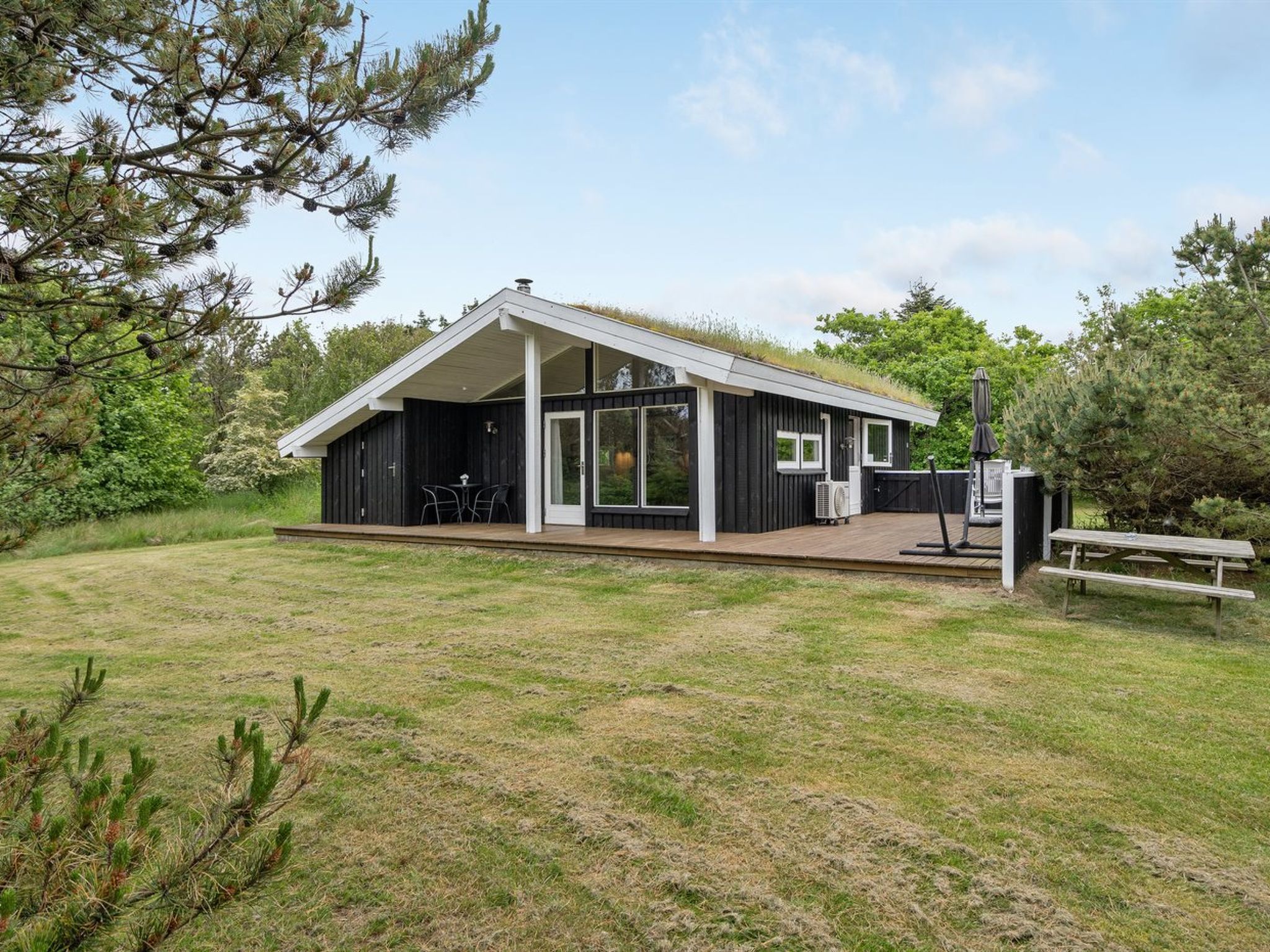 "Evan" - 1.3km from the sea