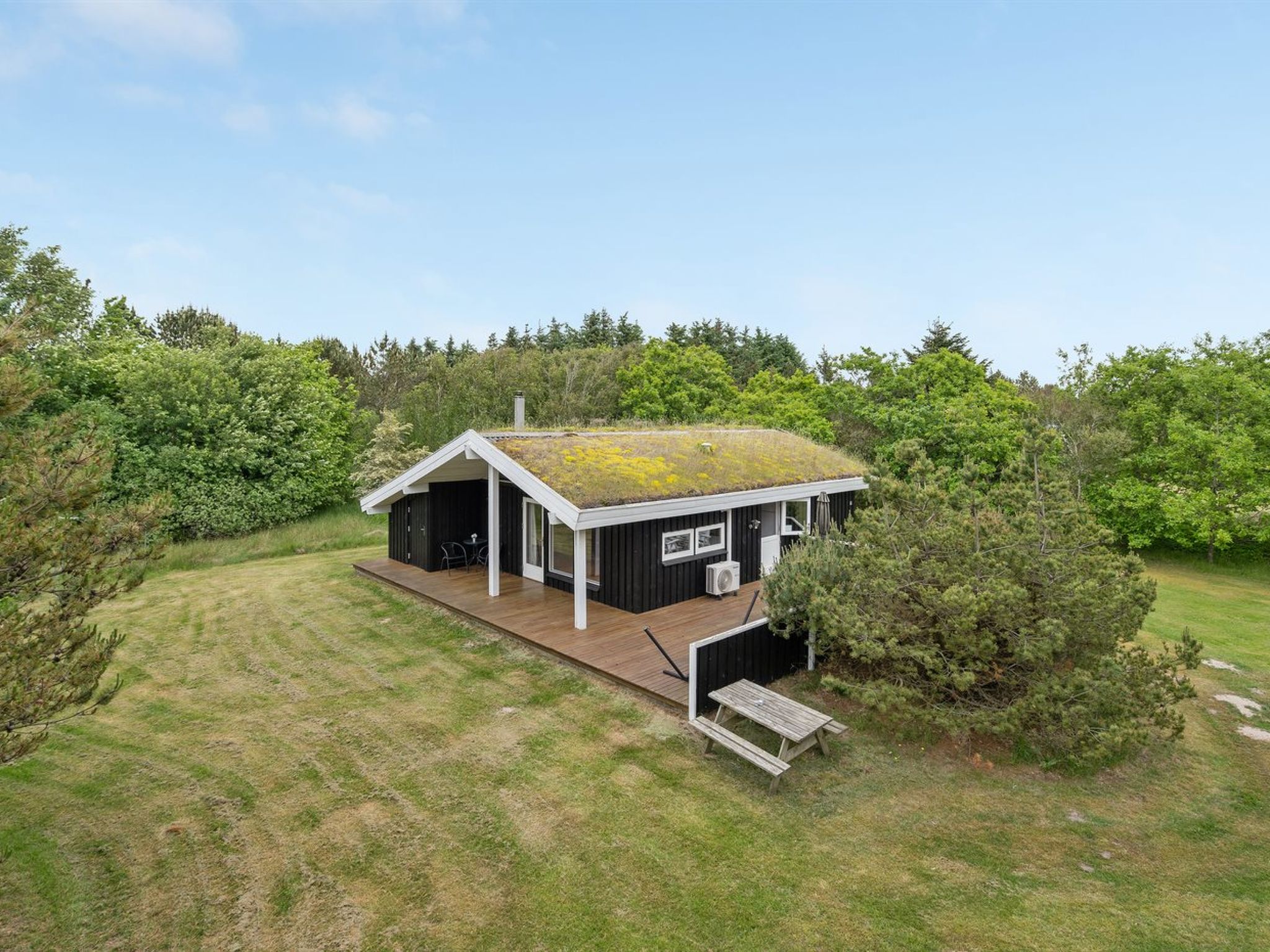 "Evan" - 1.3km from the sea - Buiten