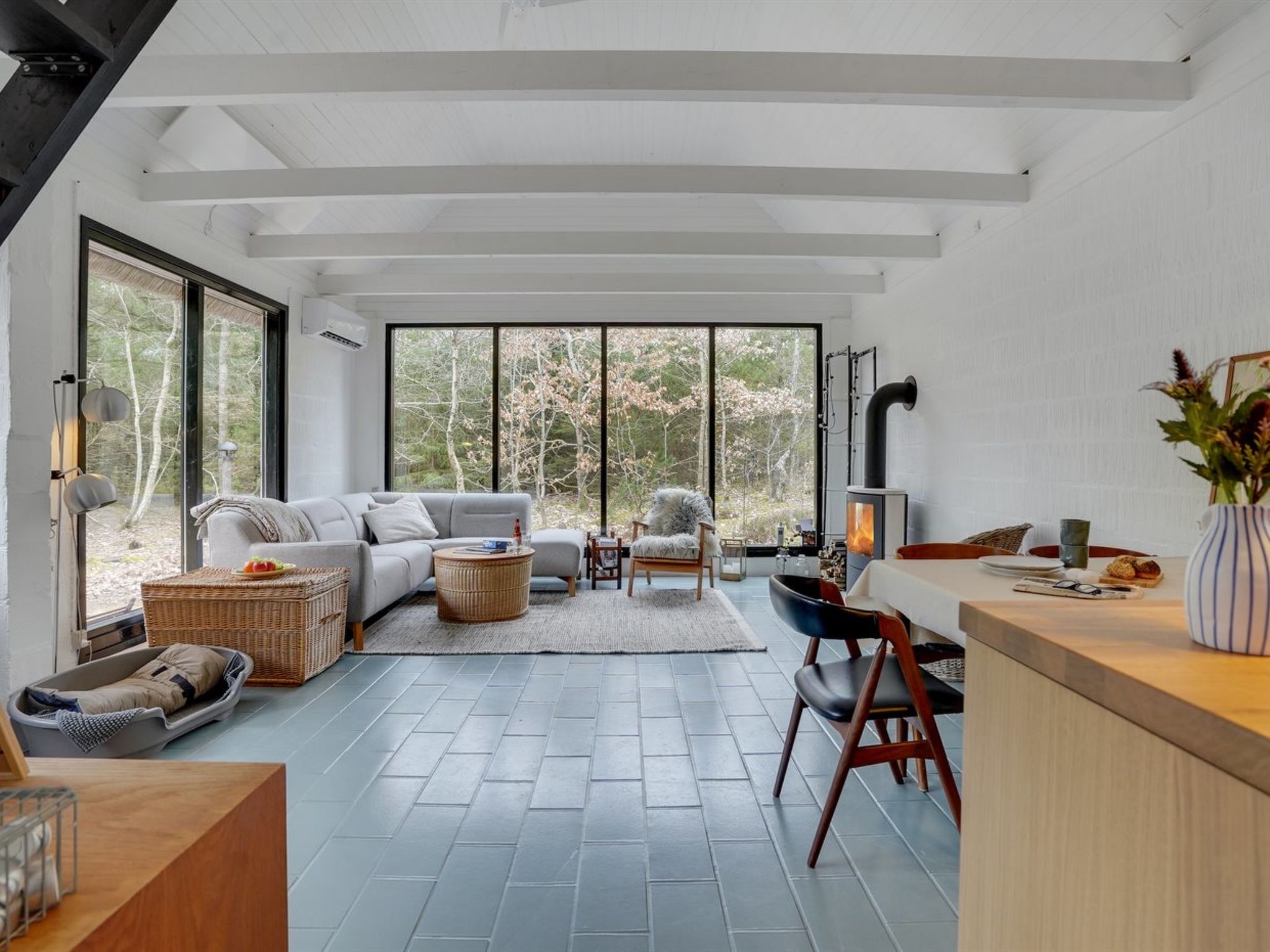 "Olaf" - 1.4km from the sea — Living Room (3 of 21)