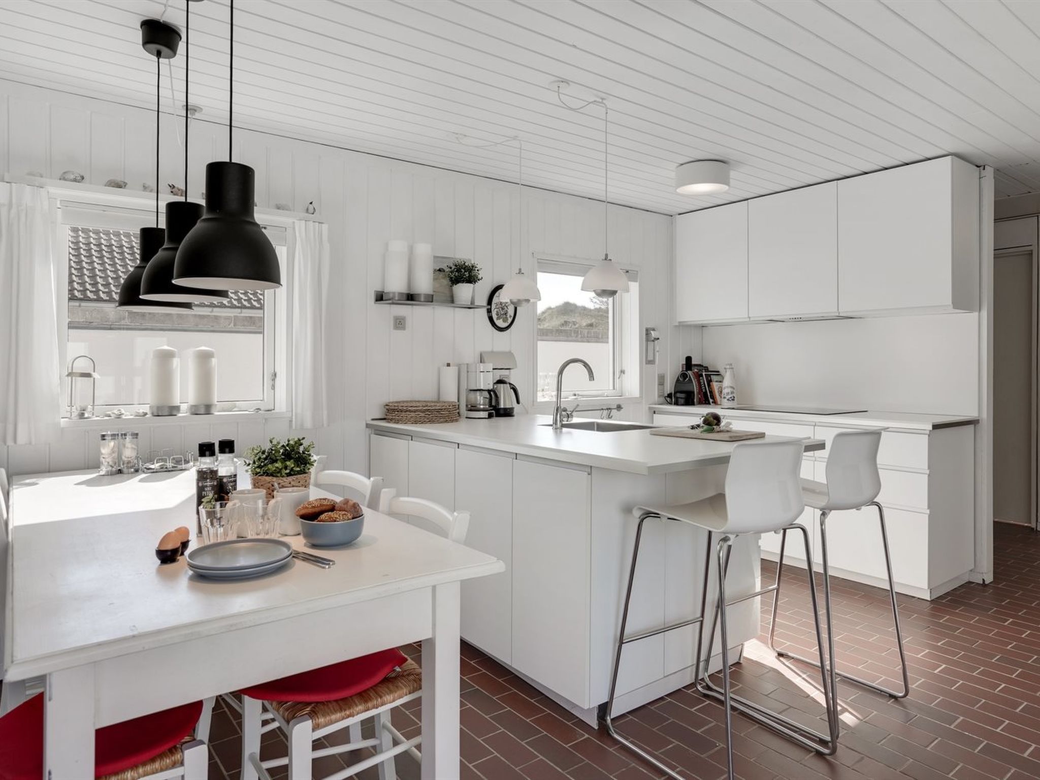 "Marjon" - 400m from the sea - Binnen