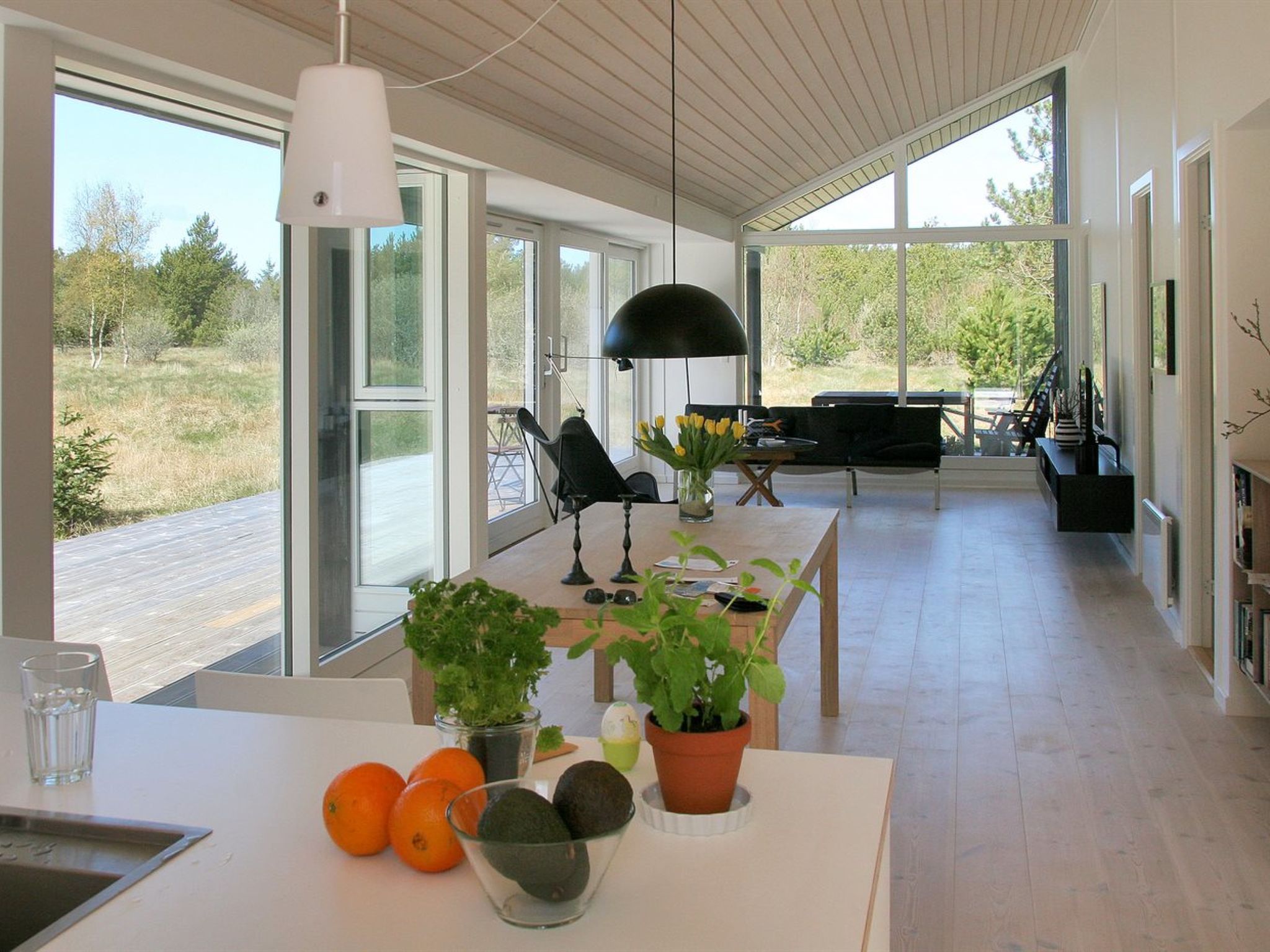 "Melinda" - 2km from the sea