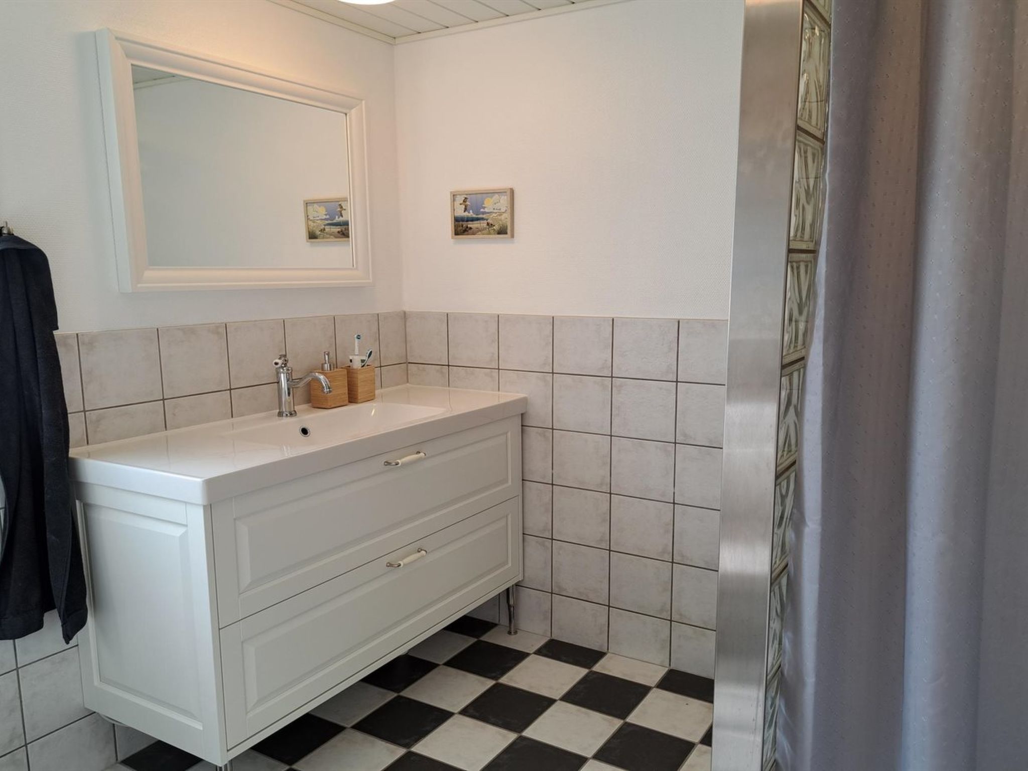 "Dirch" - 1.5km from the sea-Binnen
