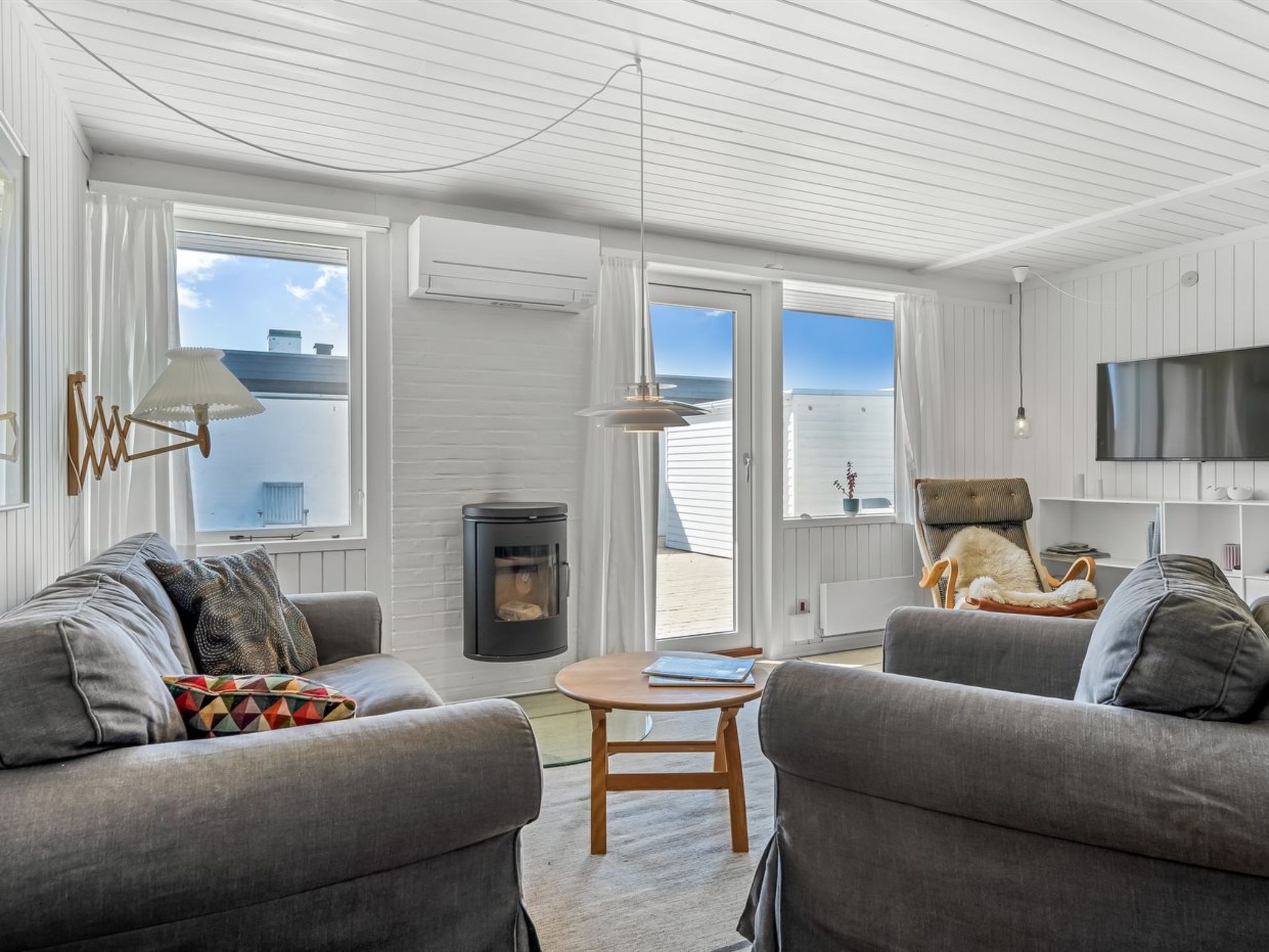 "Ingomar" - 300m from the sea