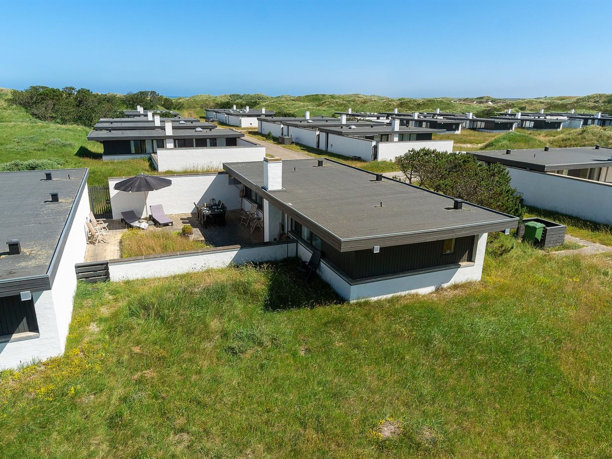 "Ingomar" - 300m from the sea