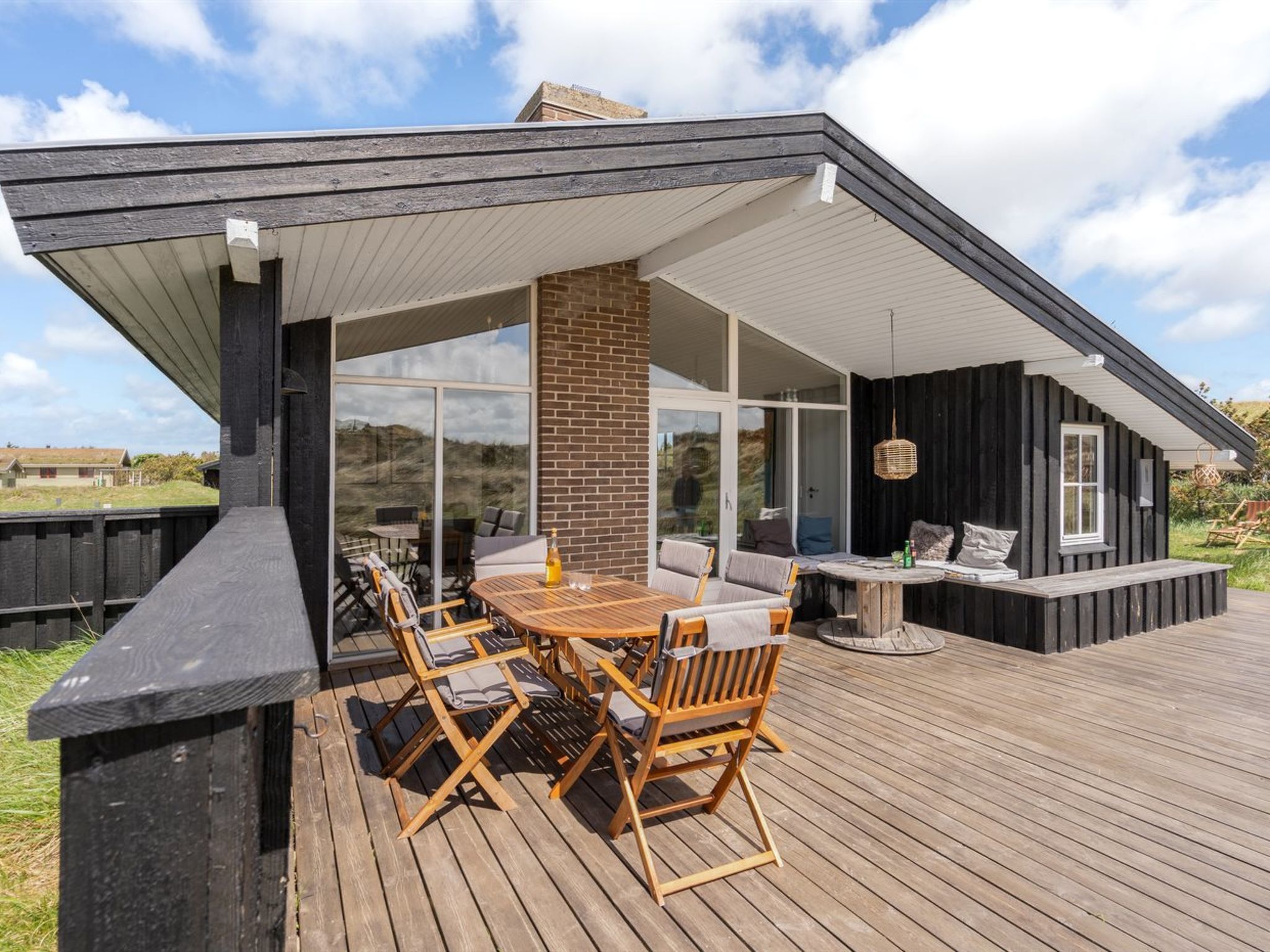"Driss" - 500m from the sea - Buiten