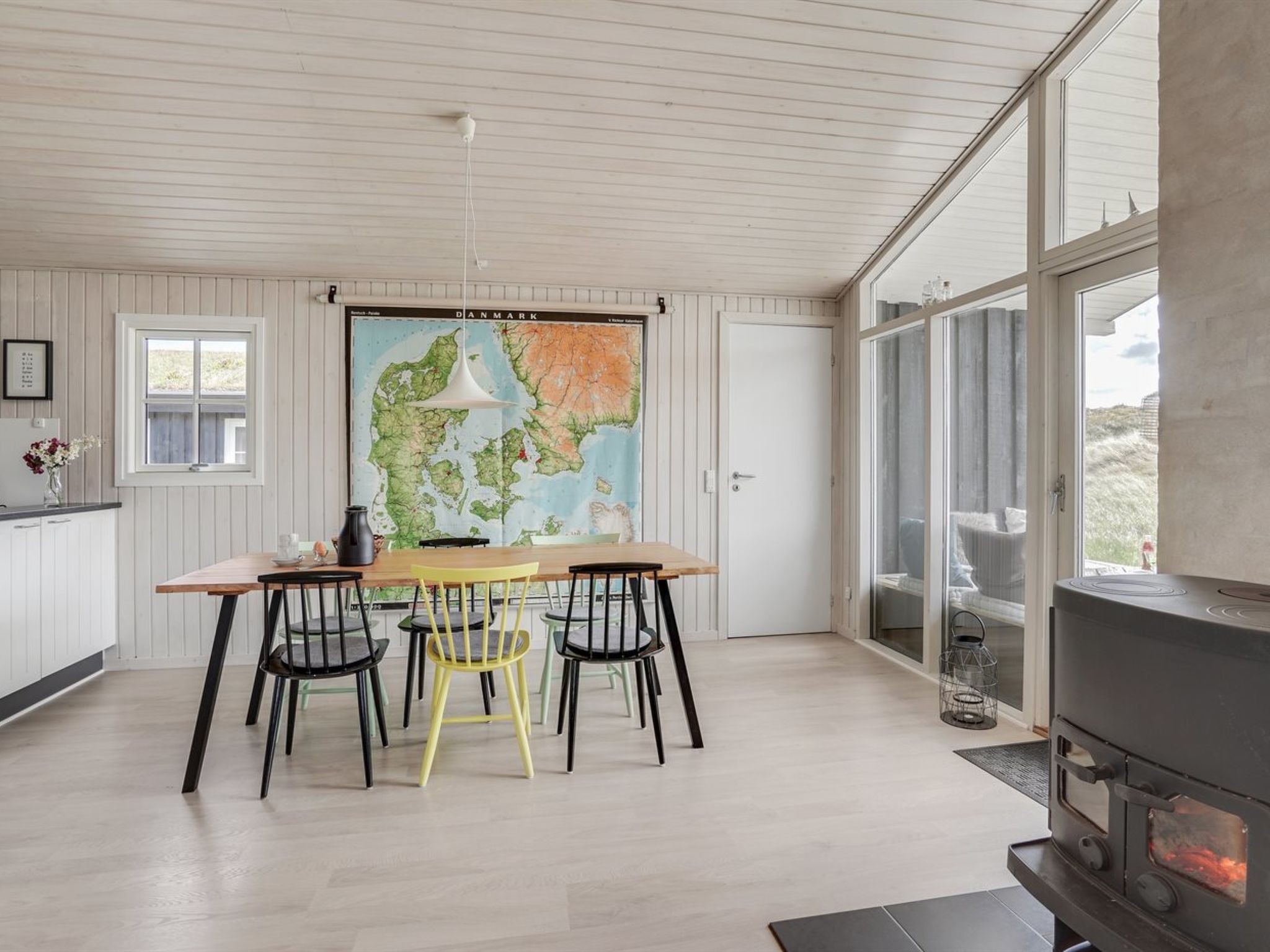 "Driss" - 500m from the sea - Binnen