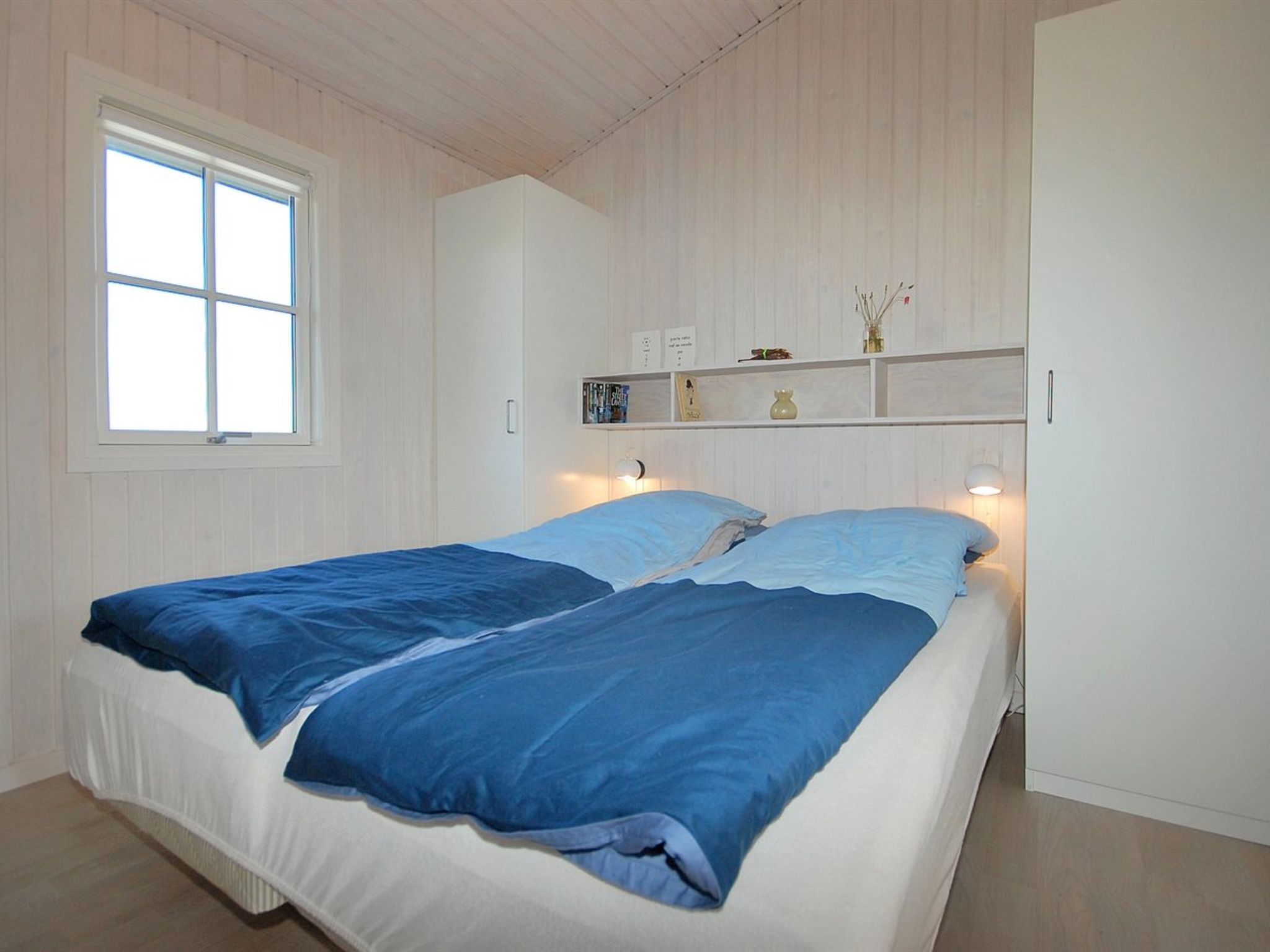 "Driss" - 500m from the sea - Binnen