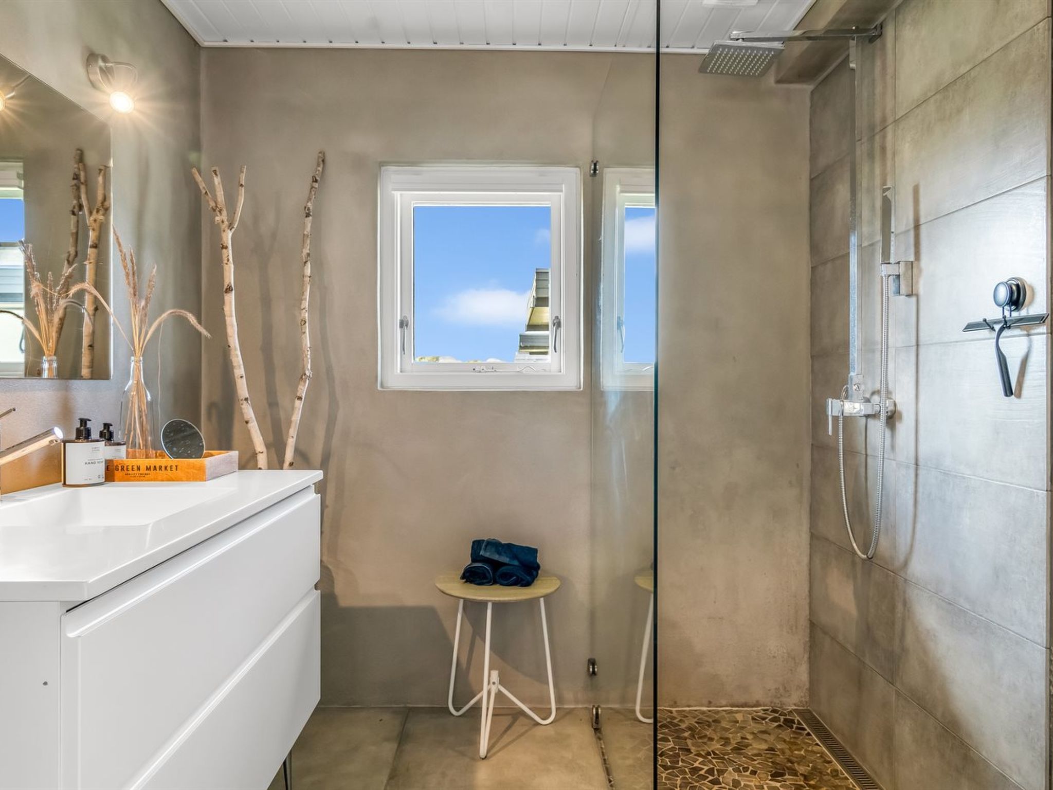 "Tarvo" - 400m from the sea-Dedans