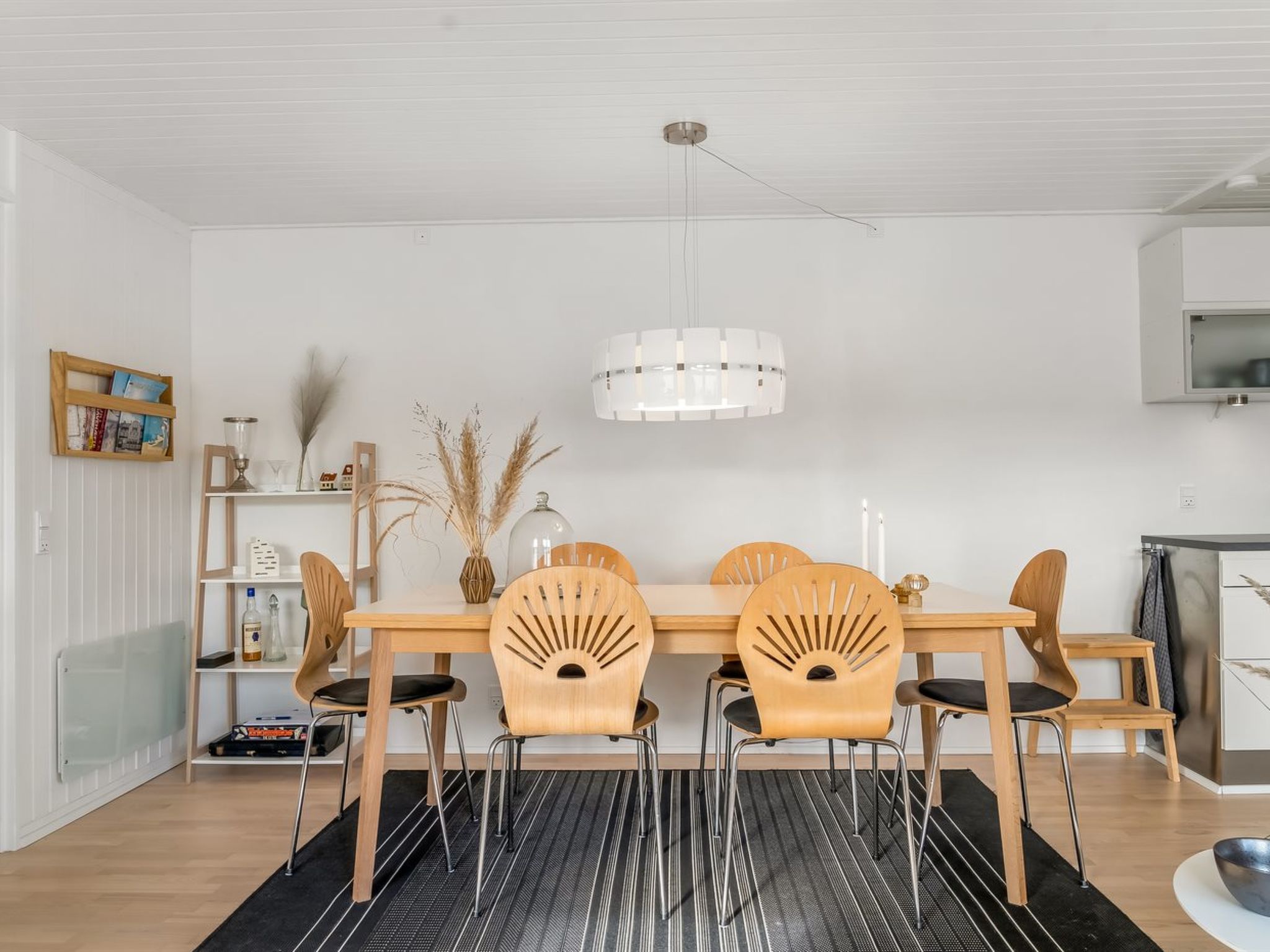 "Tarvo" - 400m from the sea - Drinnen