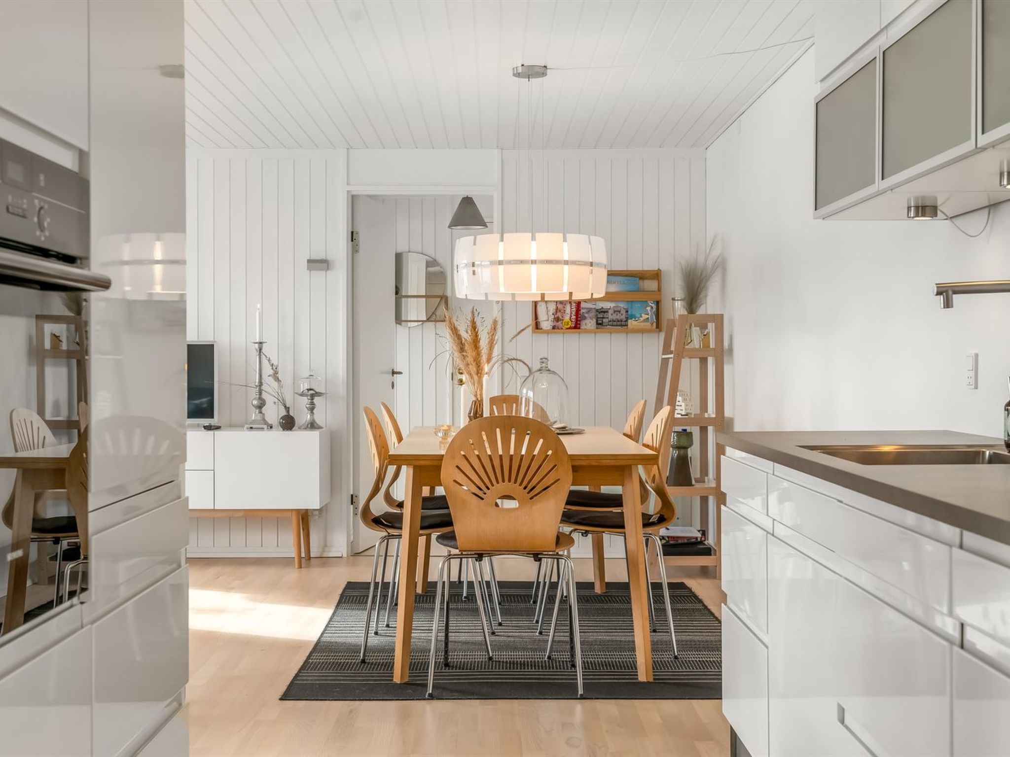 "Tarvo" - 400m from the sea - Drinnen