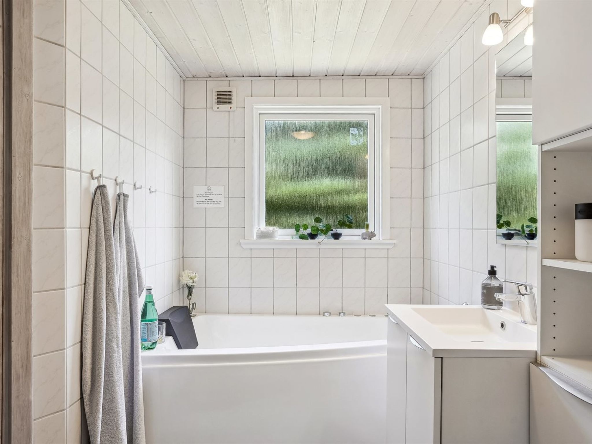 "Anelisa" - 1.2km from the sea - Binnen