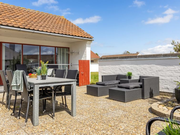 Gezellig vakantiehuis met open haard in Pandrup, vlakbij de zee in Pandrup