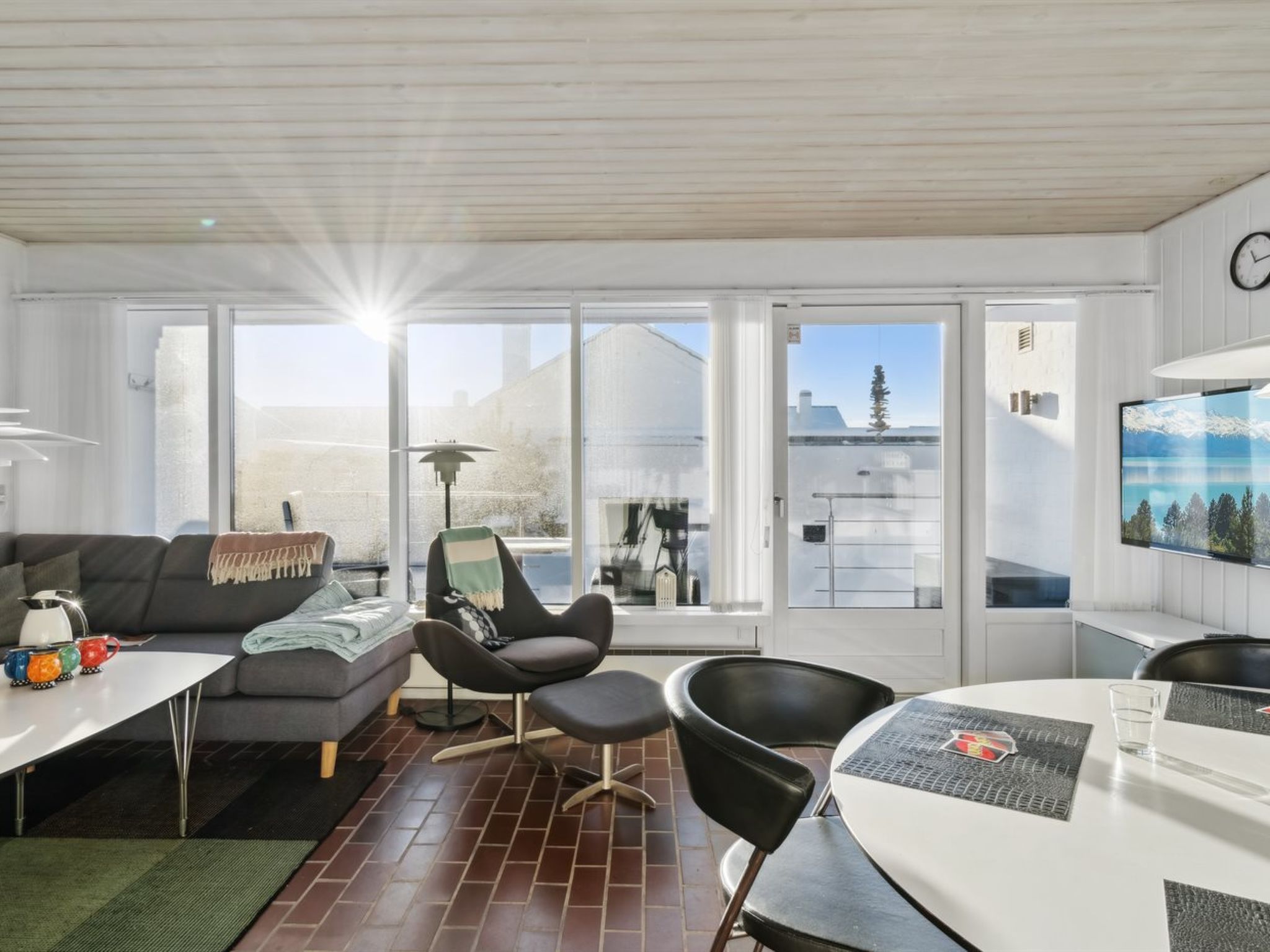 "Leny" - 900m from the sea - Binnen