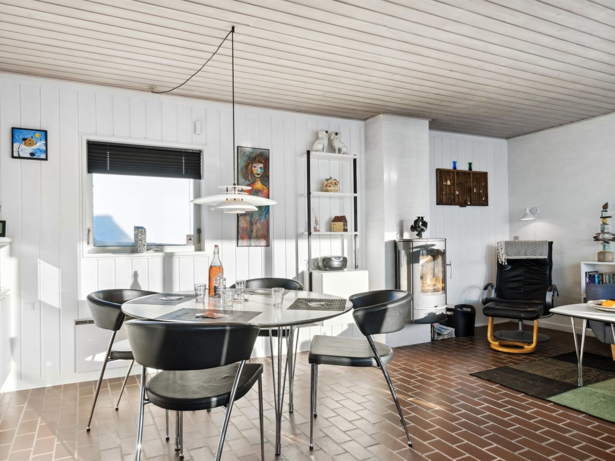"Leny" - 900m from the sea - Binnen