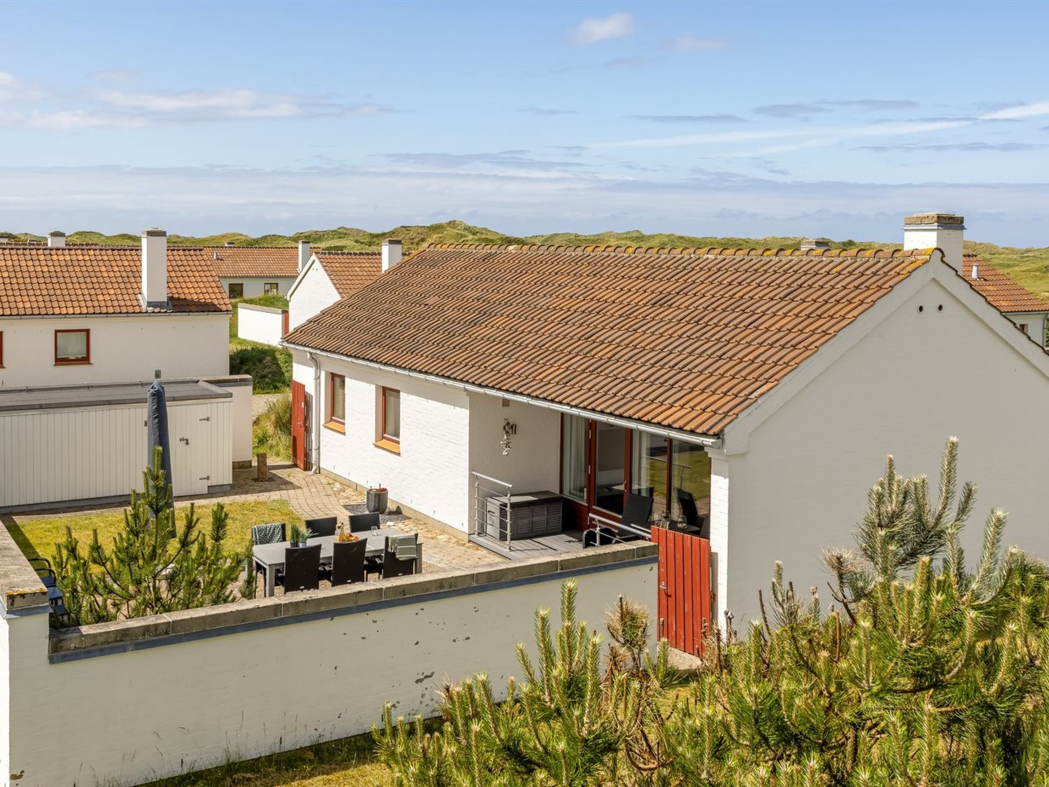 "Leny" - 900m from the sea - Buiten