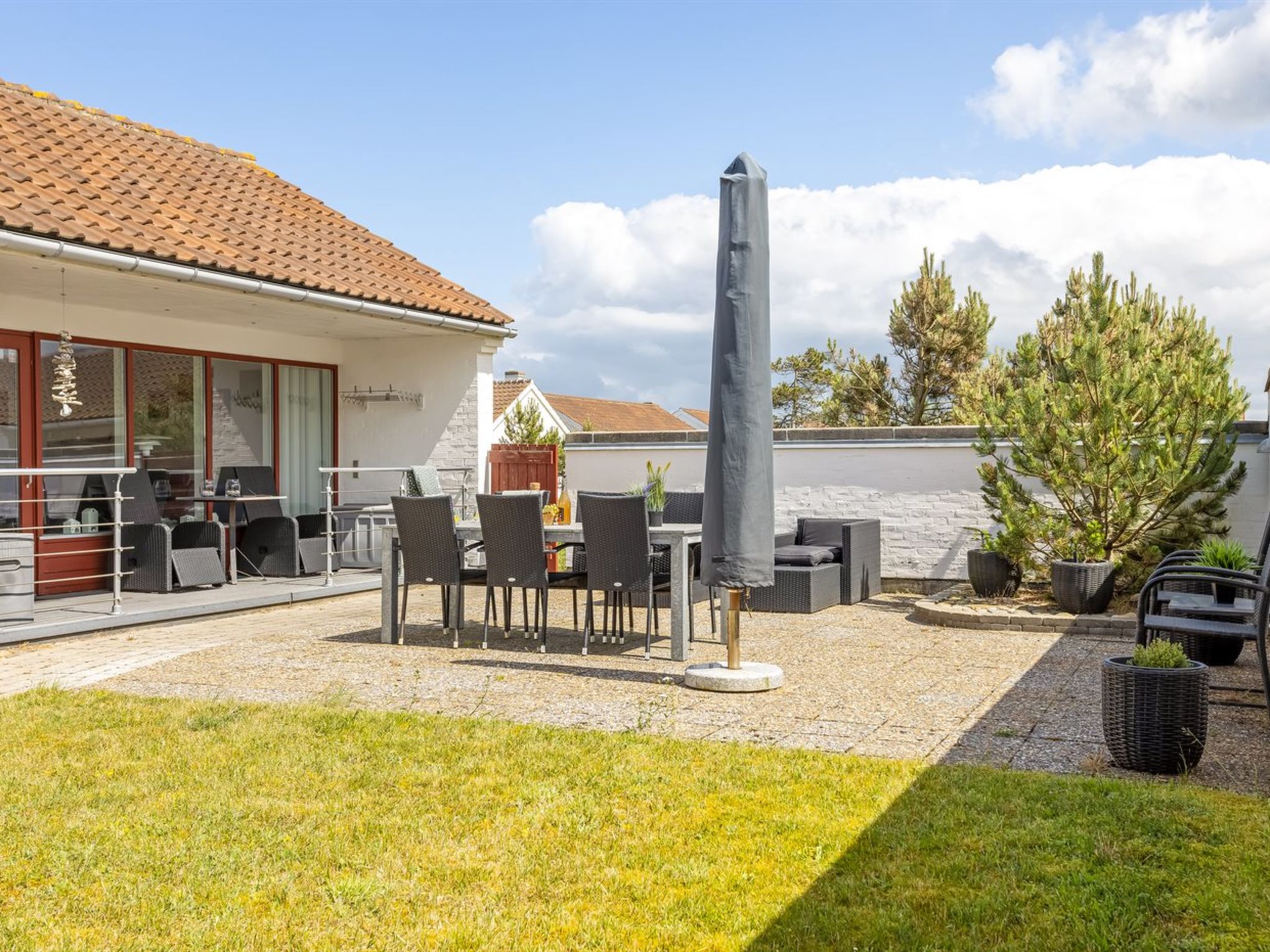 "Leny" - 900m from the sea - Buiten