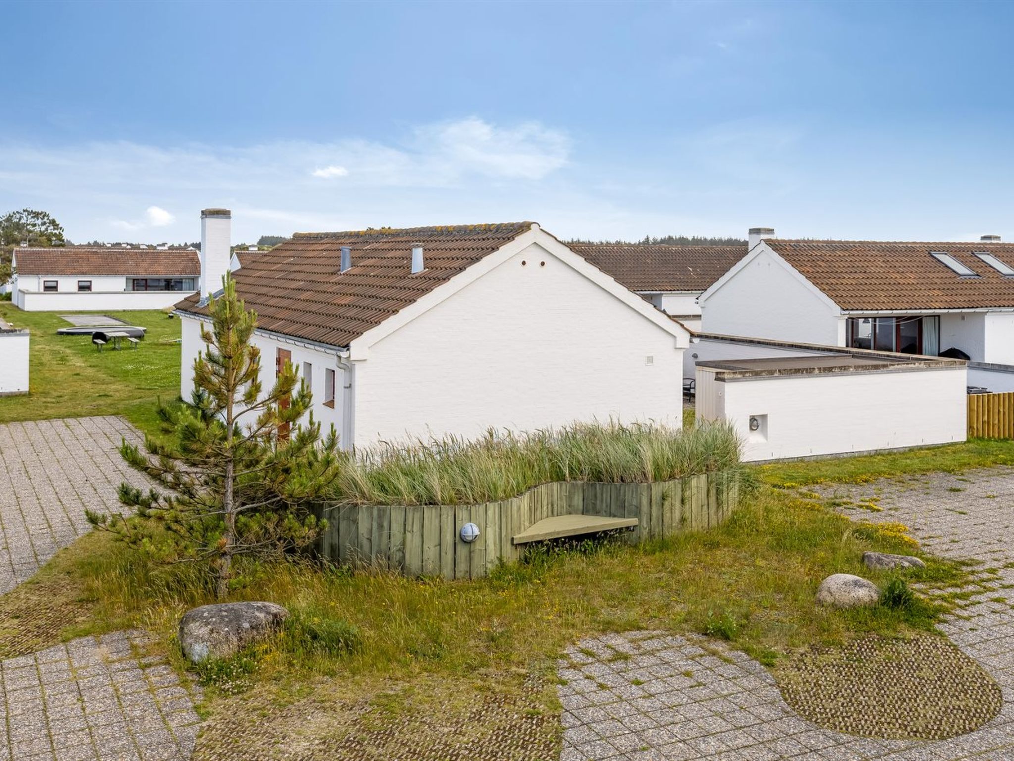 "Leny" - 900m from the sea - Buiten
