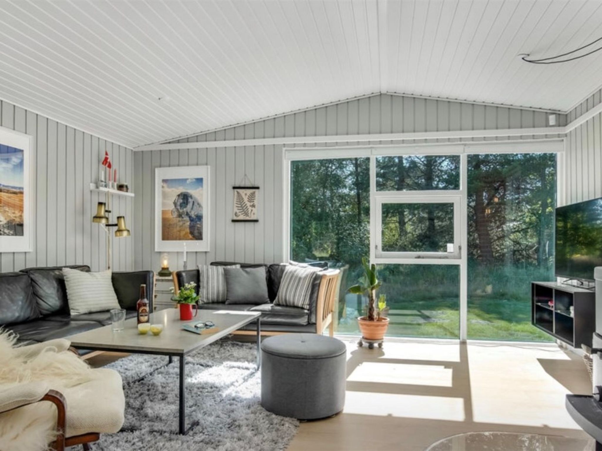 "Quiana" - 2km from the sea — Living Room (4 of 11)