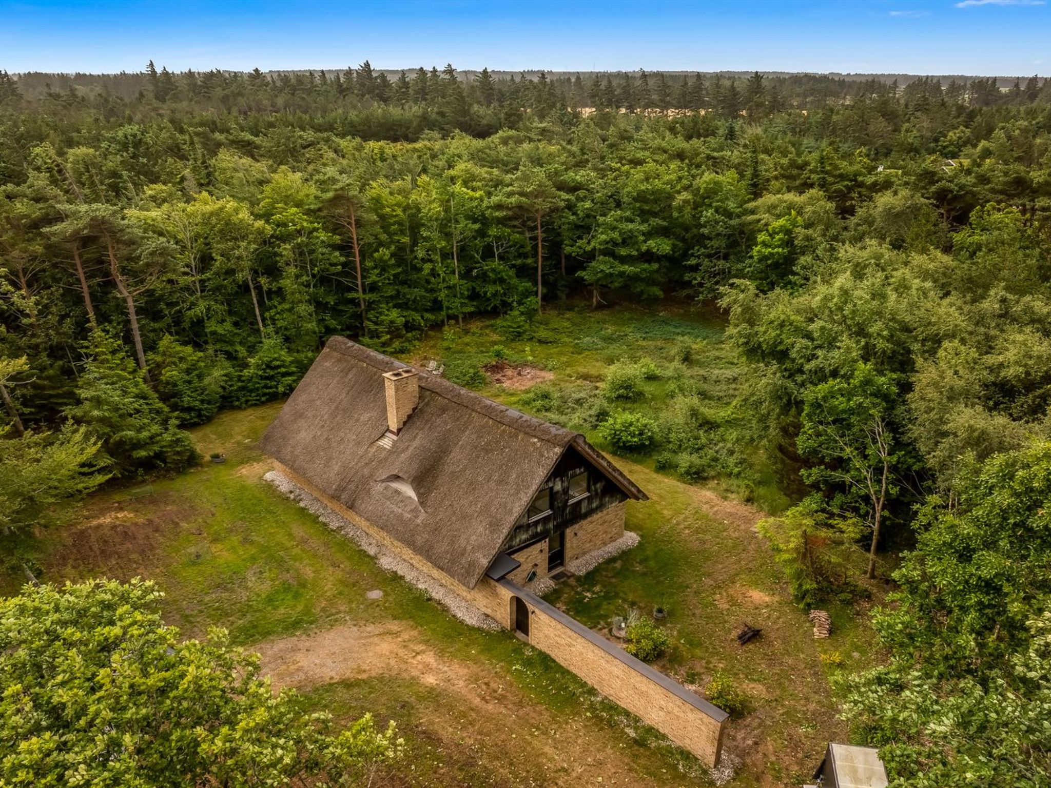 "Karmen" - 1km from the sea - Buiten