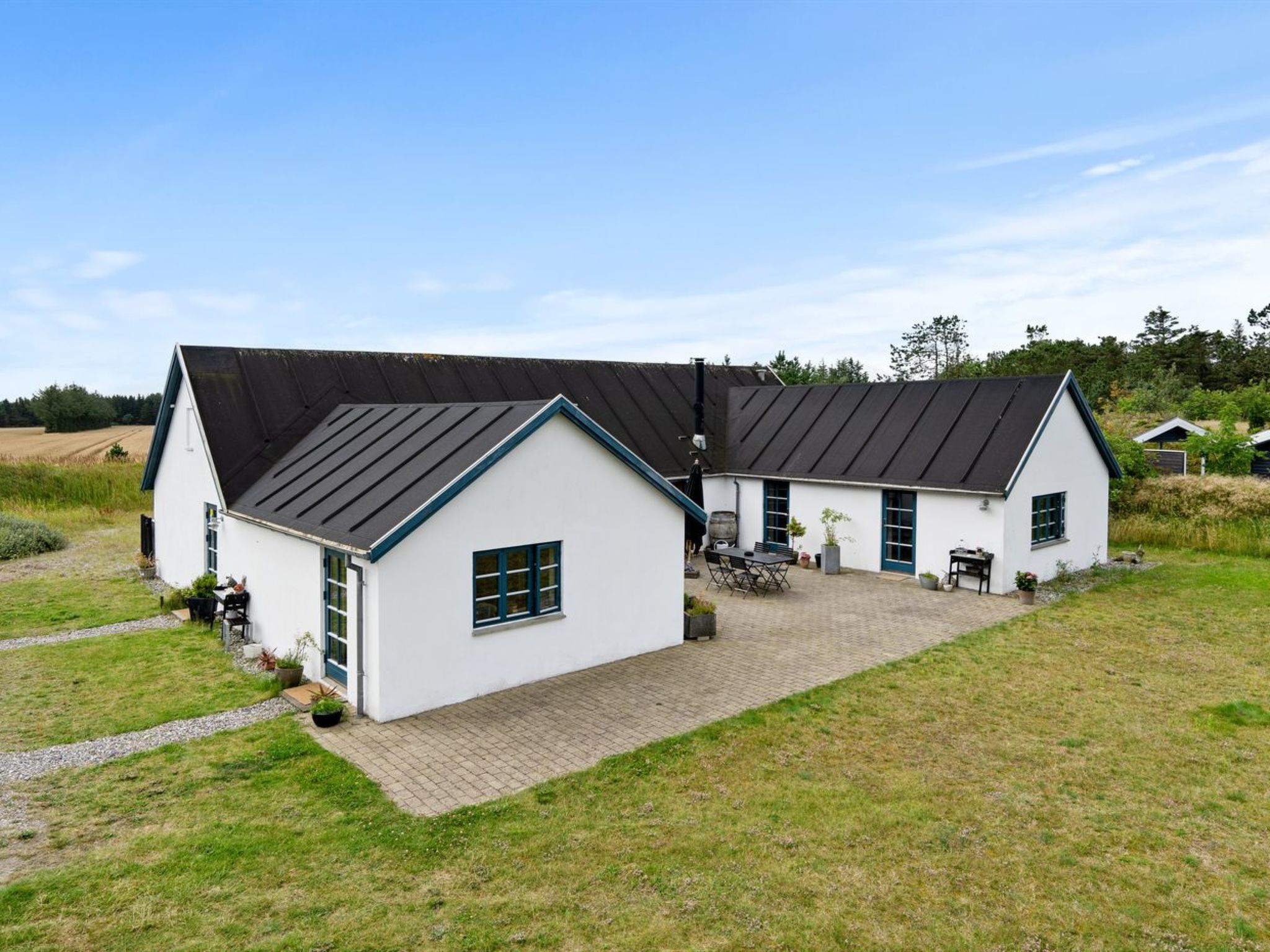 "Frederica" - 2km from the sea