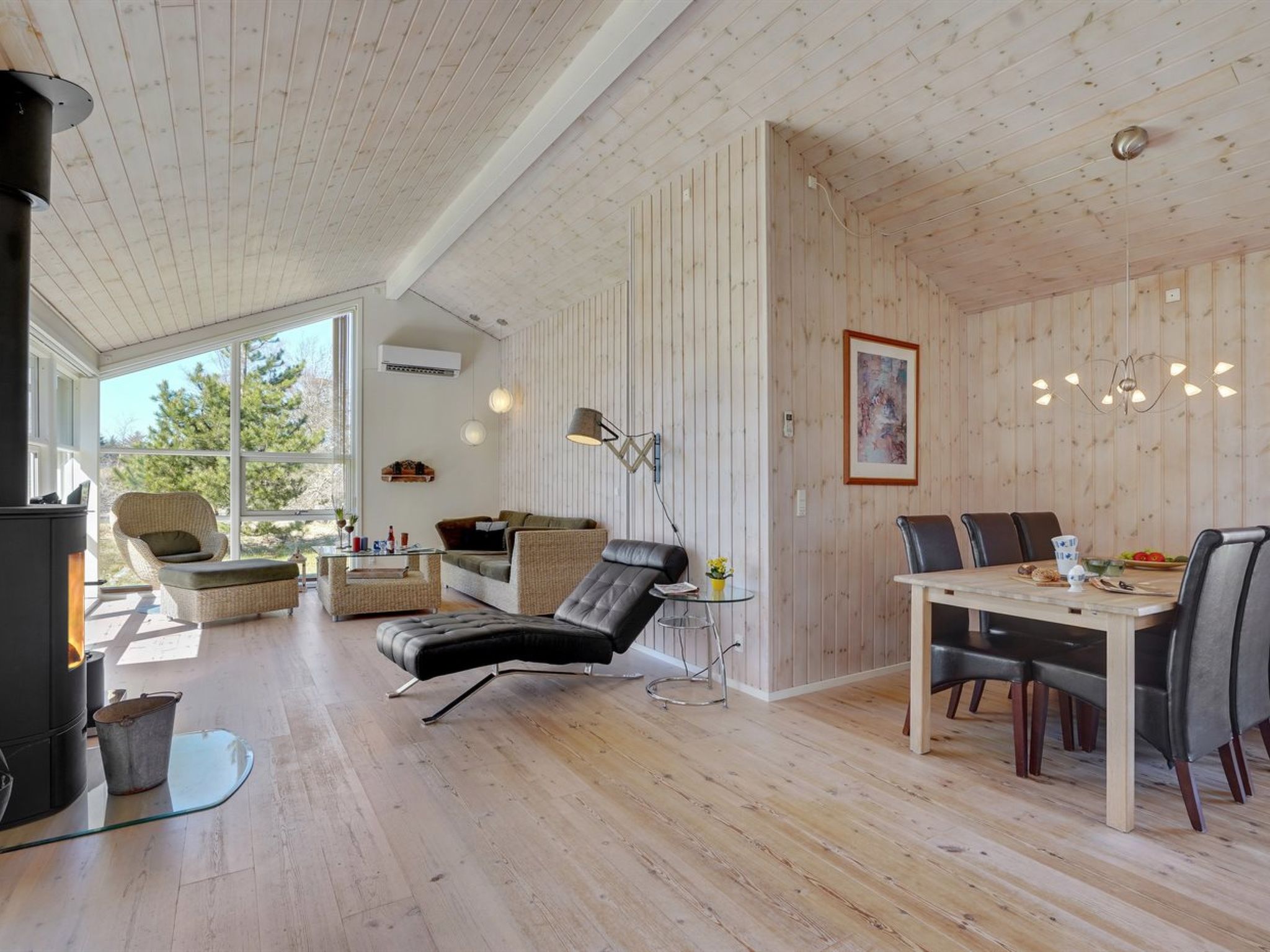 "Herwarth" - 3.3km from the sea