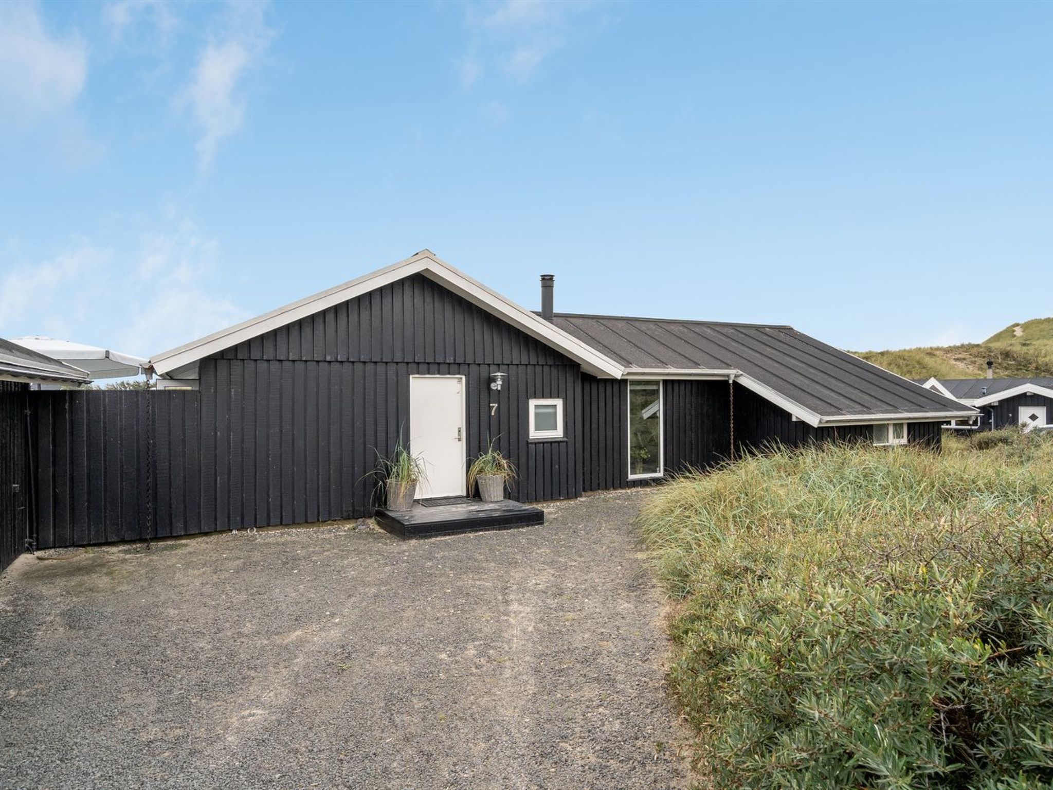 "Arwen" - 200m from the sea - Outside