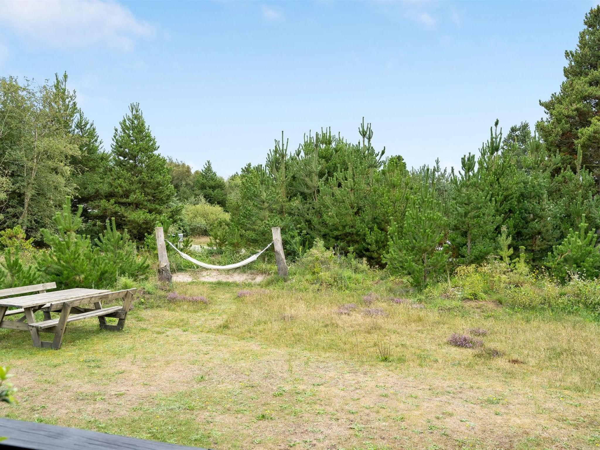 "Elayne" - 3km from the sea - Outside