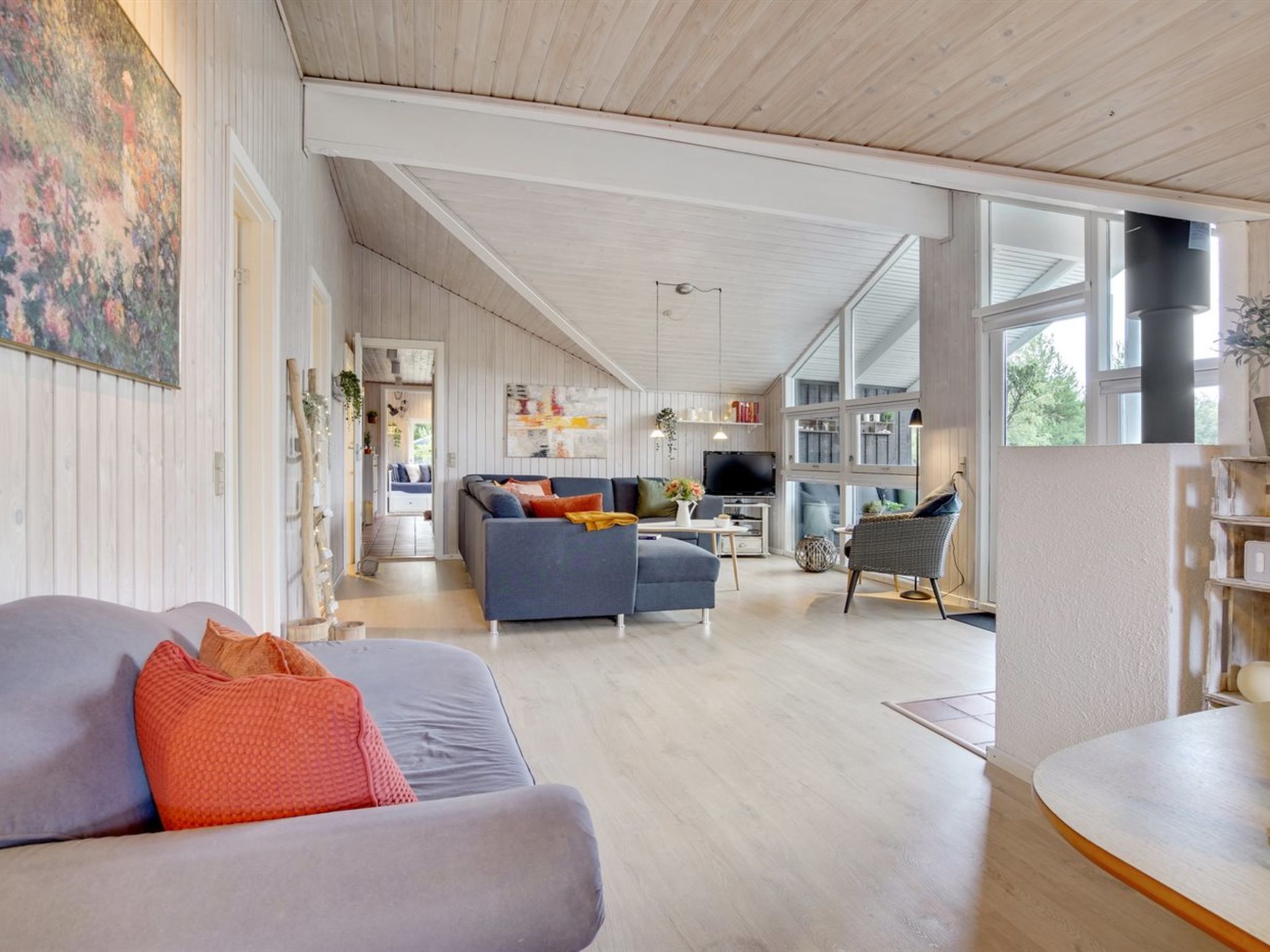 "Elayne" - 3km from the sea - Inside