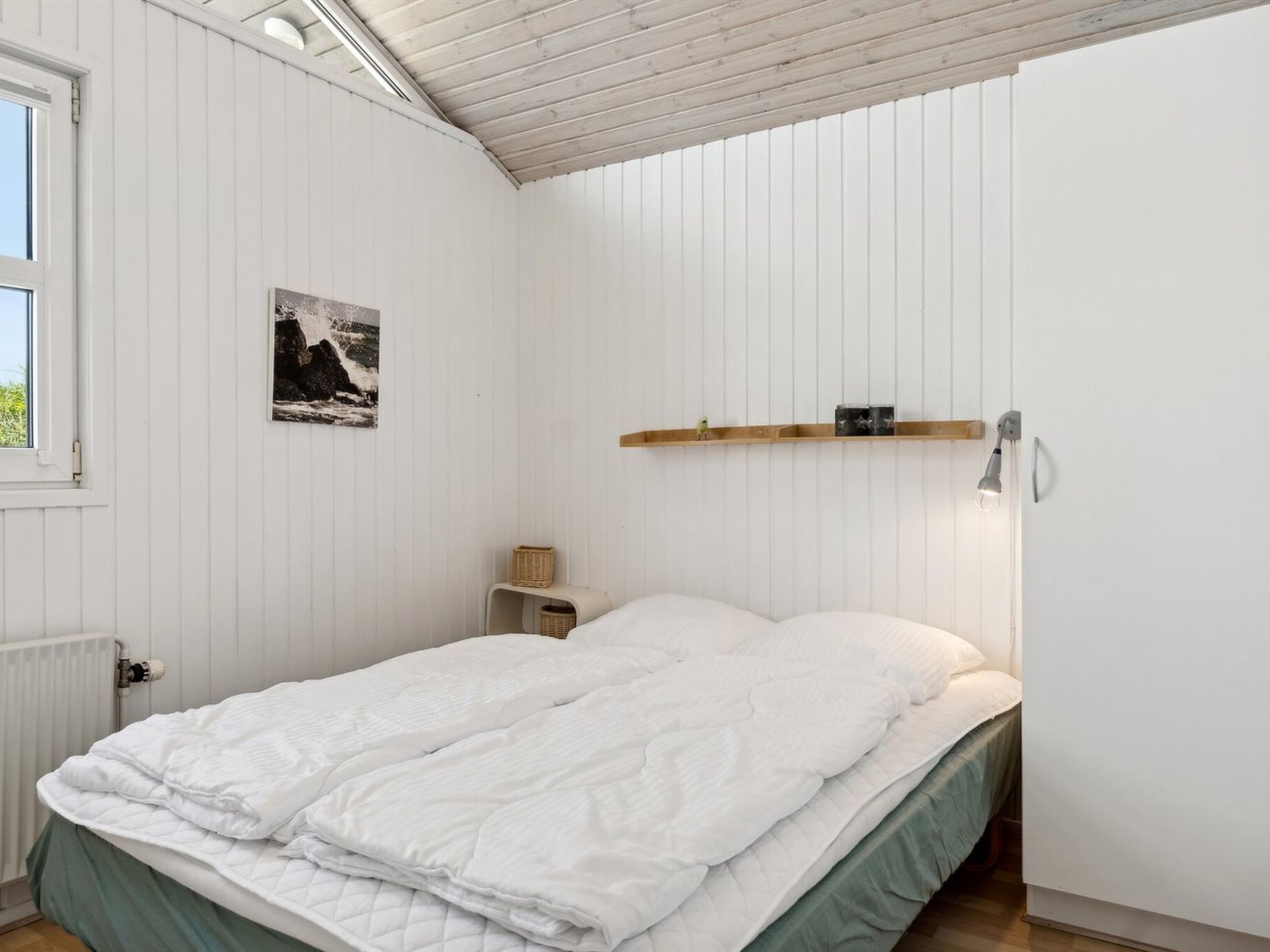 Photo of "Alrune" - 800m from the sea