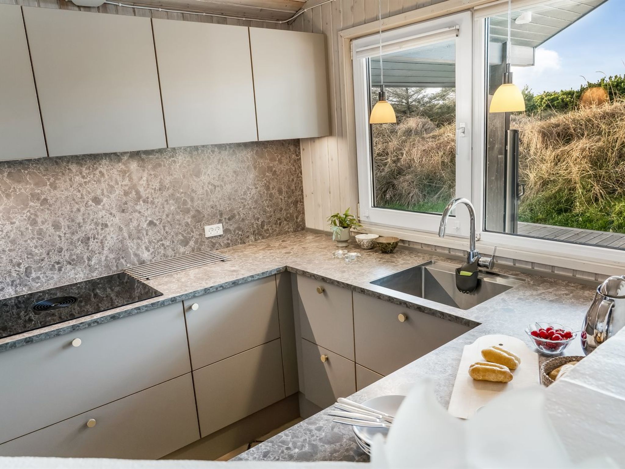 "Alrune" - 800m from the sea - Binnen