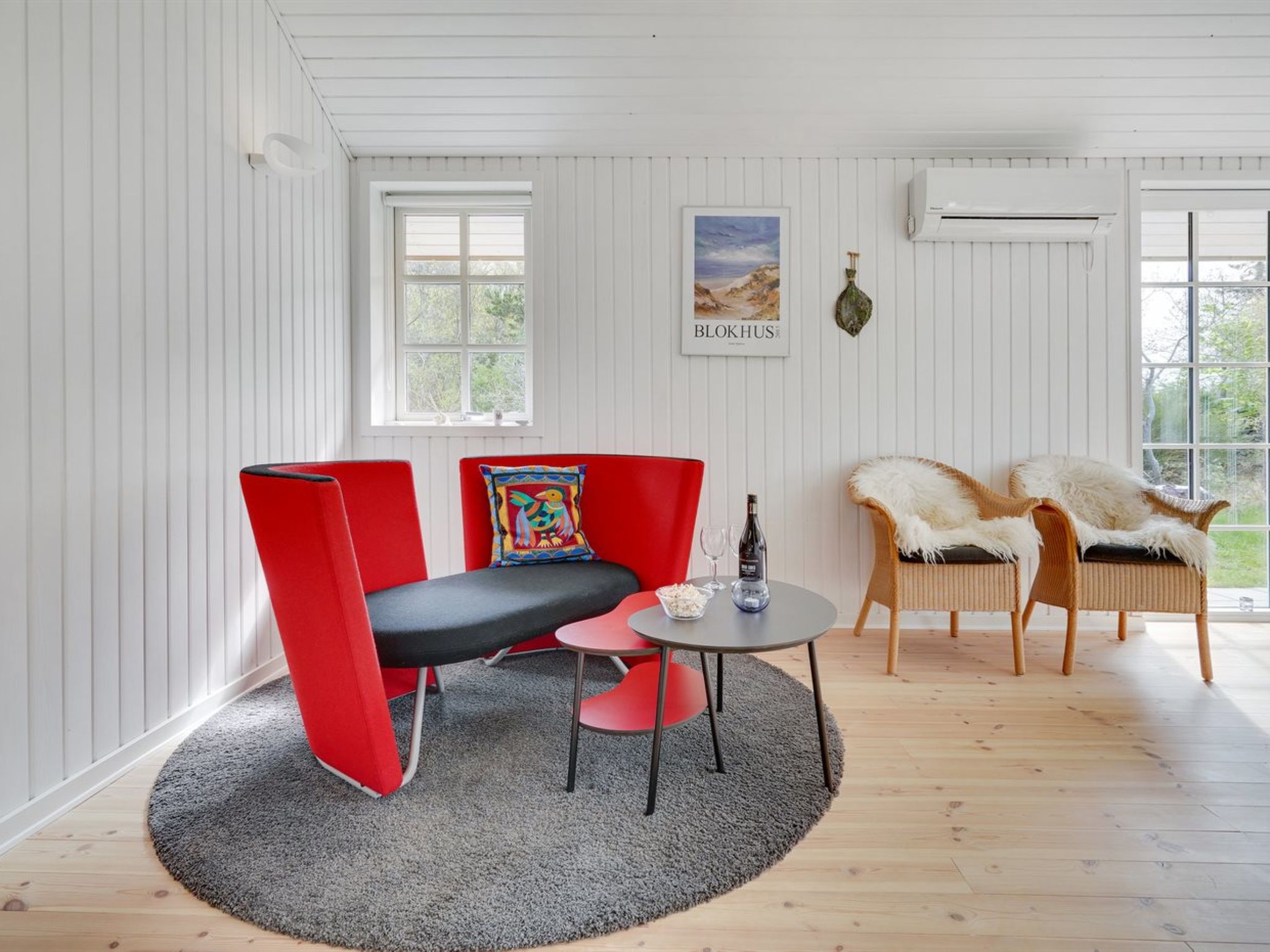 "Ansberga" - 1km from the sea - Binnen