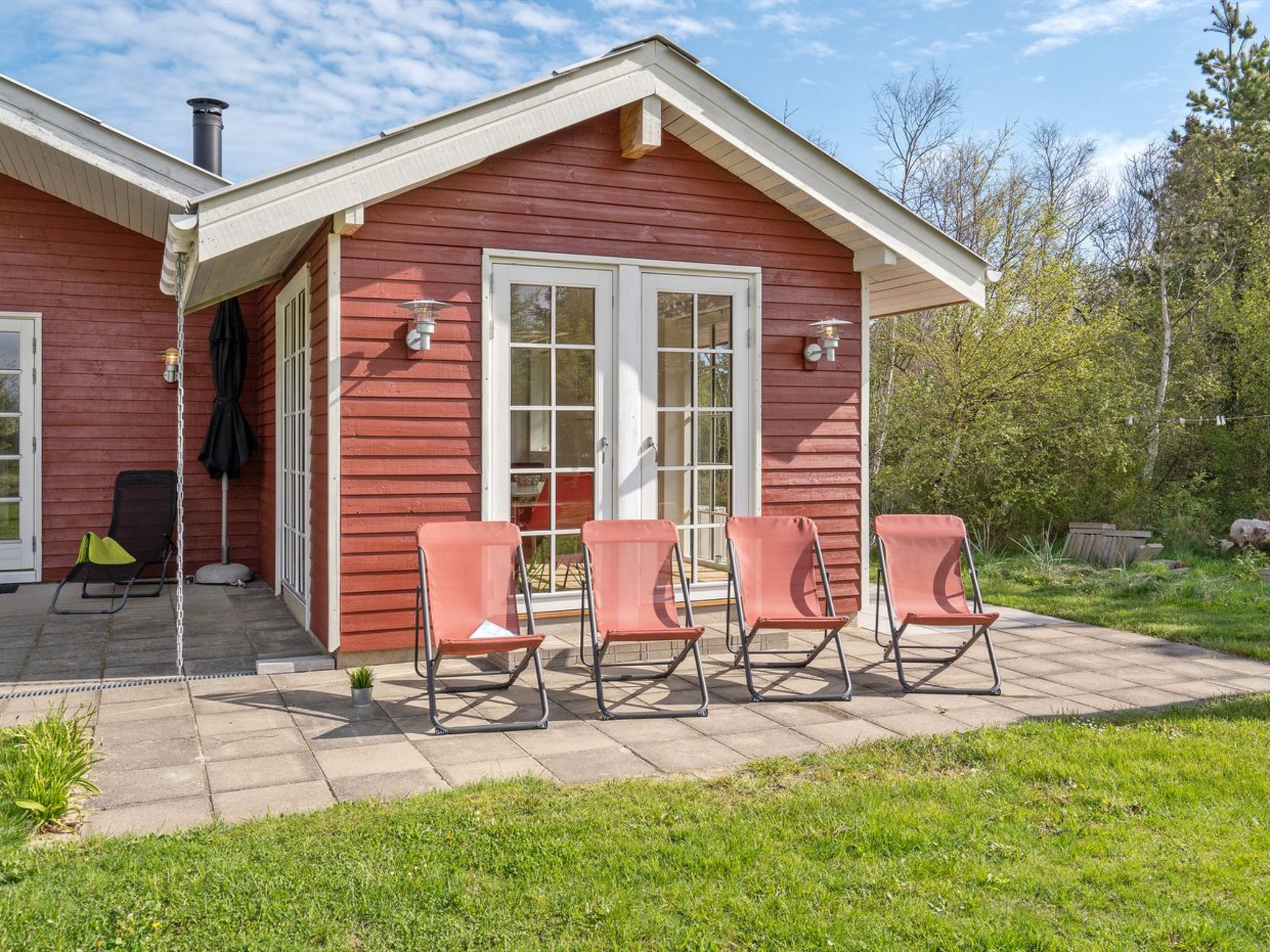 "Ansberga" - 1km from the sea - Buiten