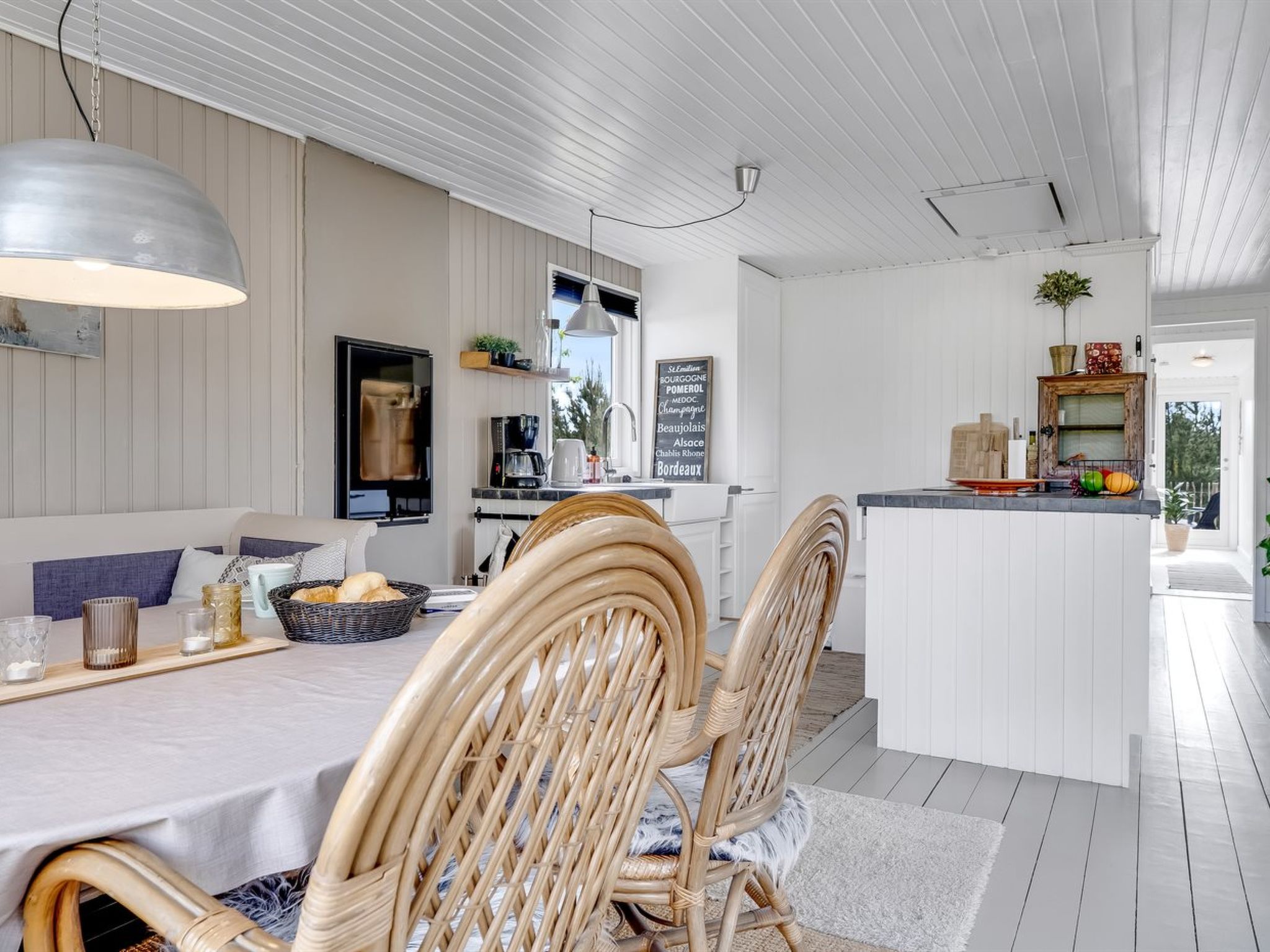 "Noralee" - 3.5km from the sea - Binnen