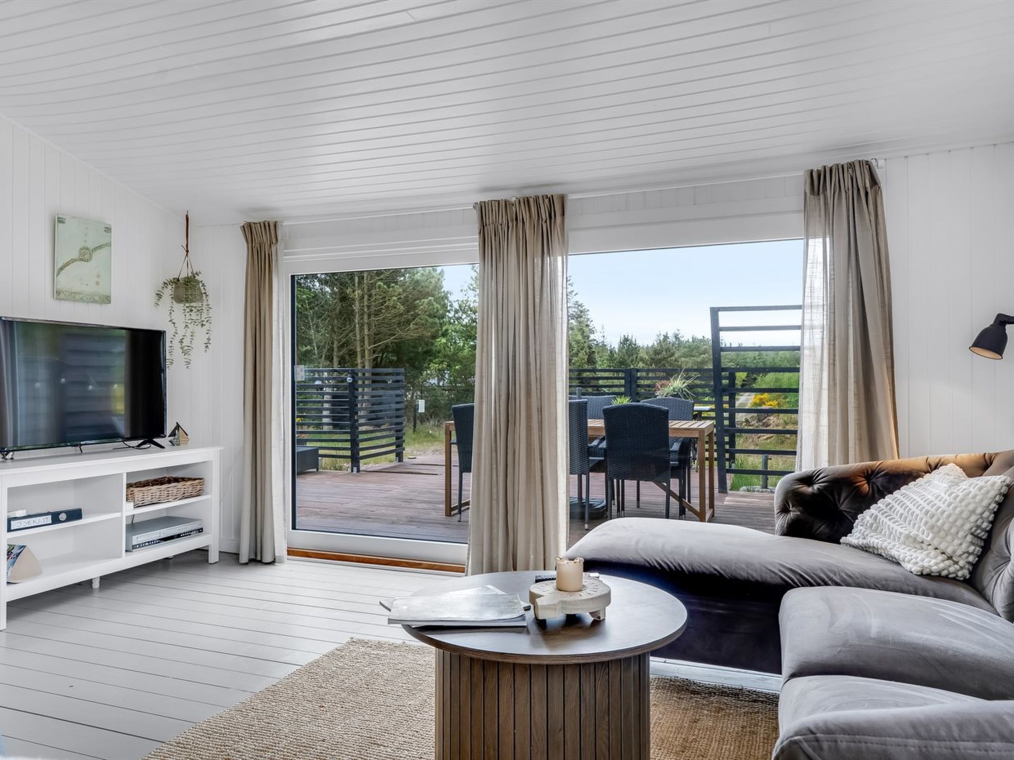 "Noralee" - 3.5km from the sea - Binnen