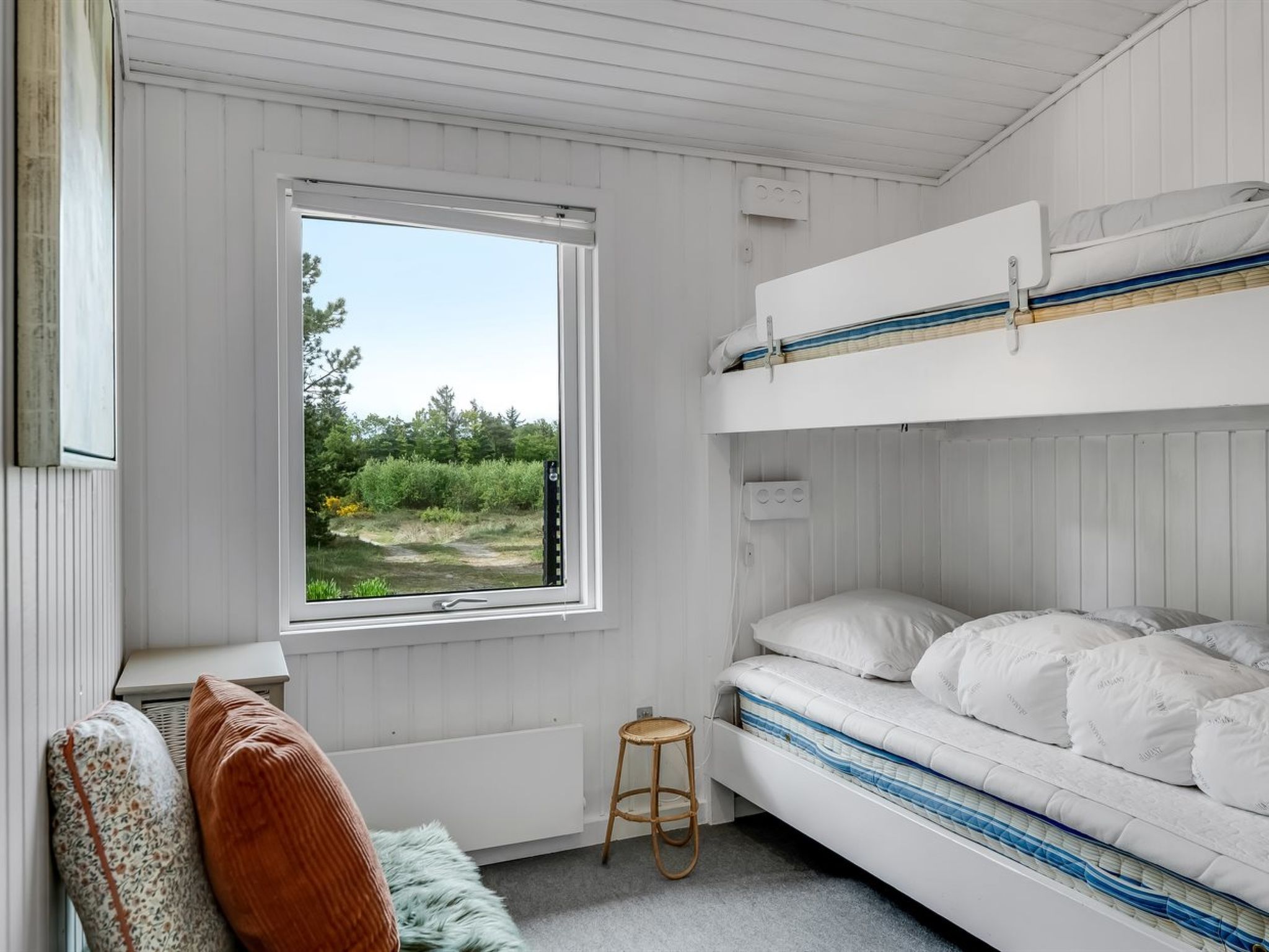 "Noralee" - 3.5km from the sea - Binnen