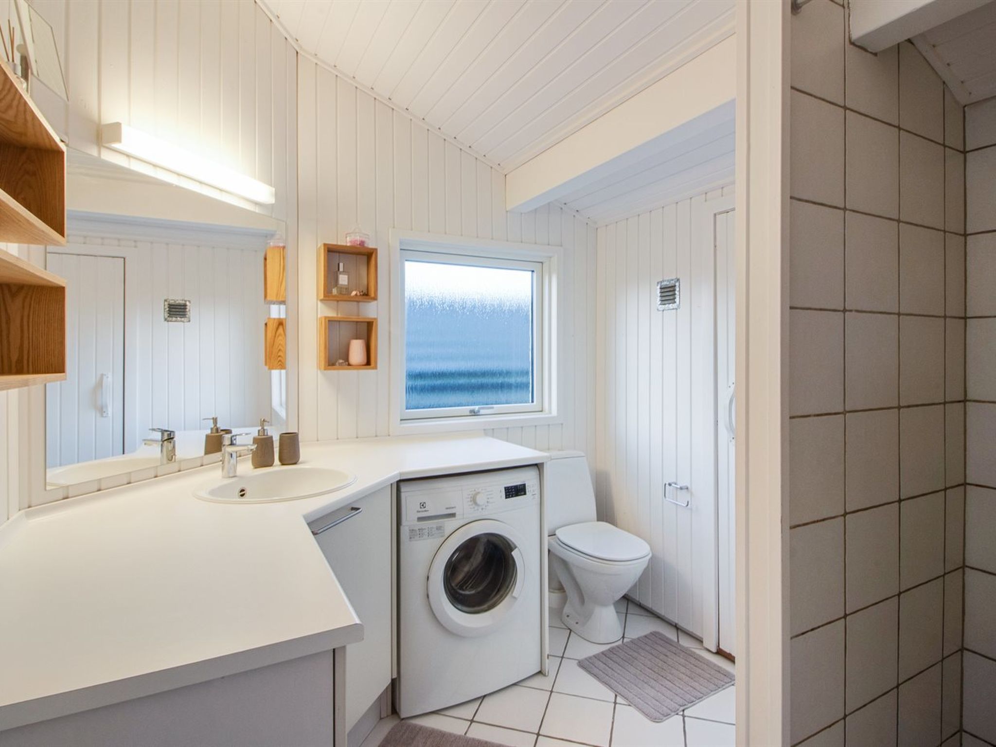 "Fenneke" - 50m from the sea-Inside