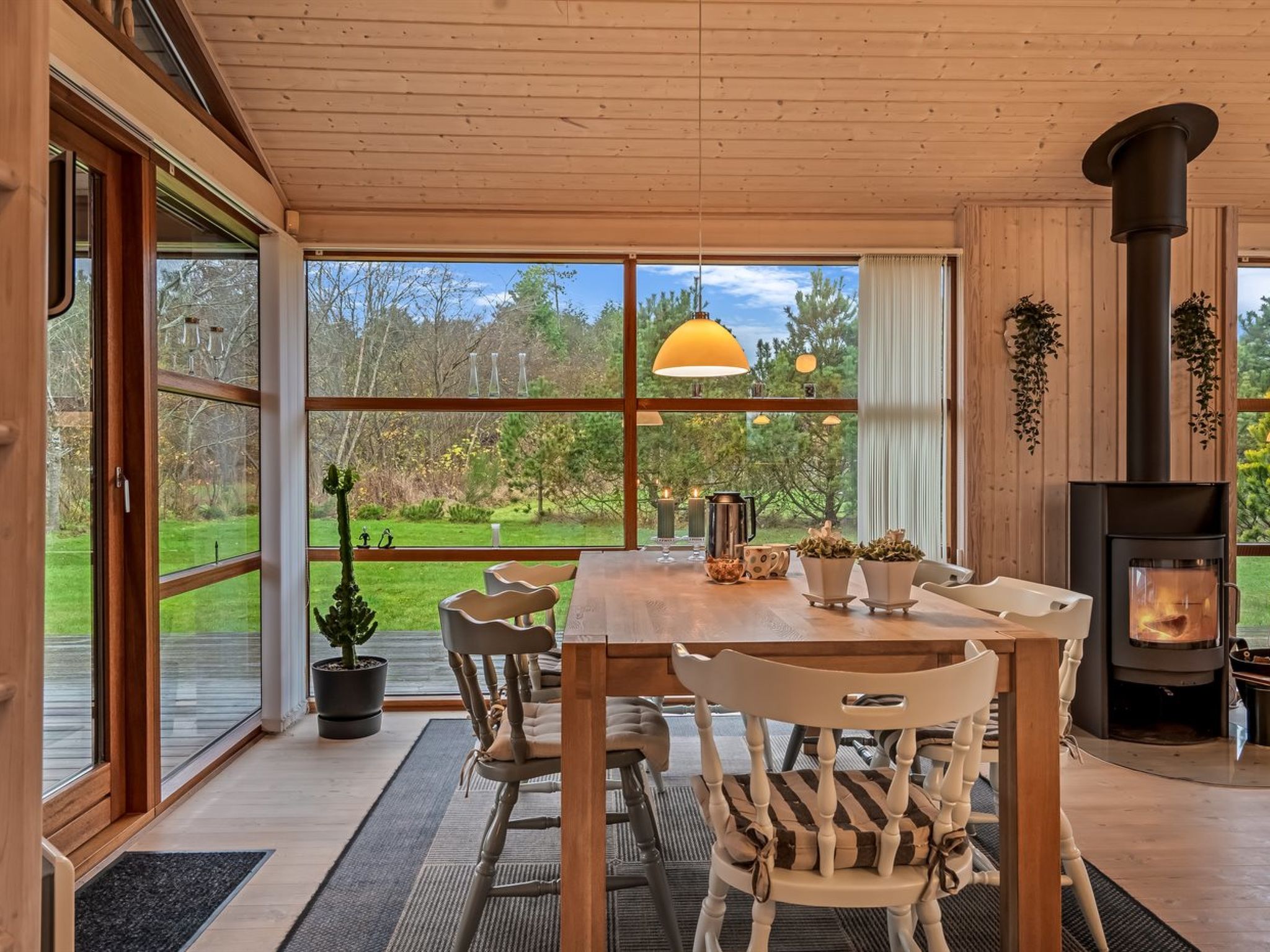"Jelin" - 2.5km from the sea - Binnen