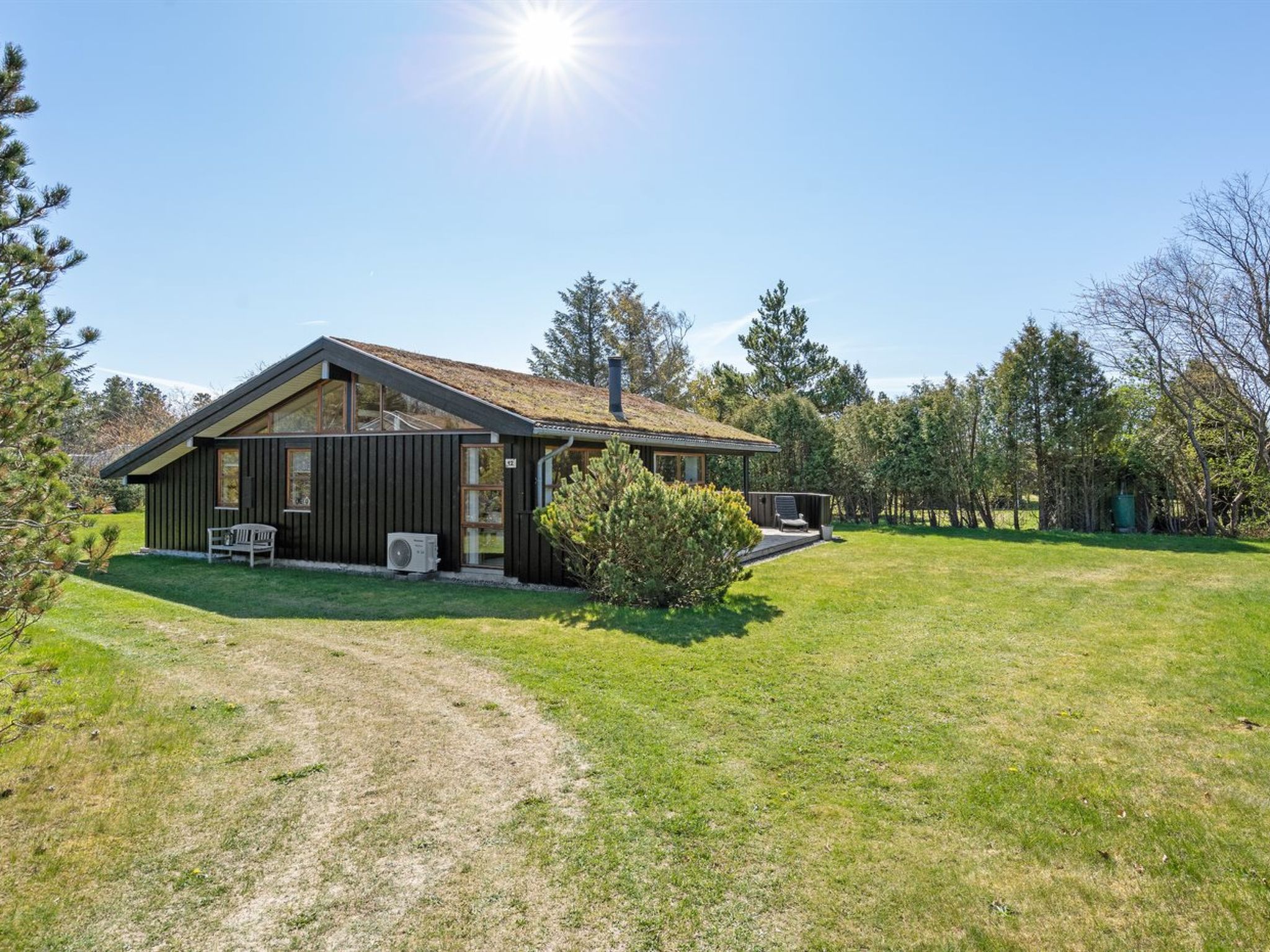 "Jelin" - 2.5km from the sea - Buiten