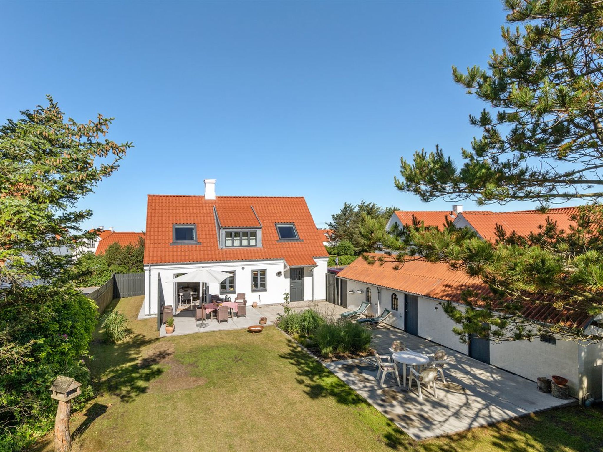 "Shiva" - 300m from the sea - Buiten