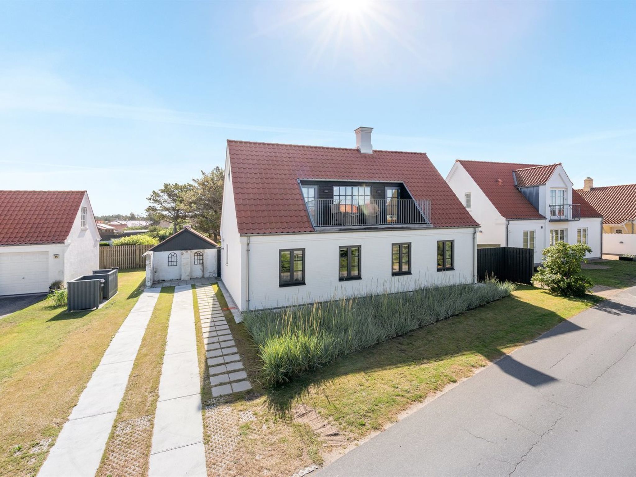 "Shiva" - 300m from the sea - Buiten