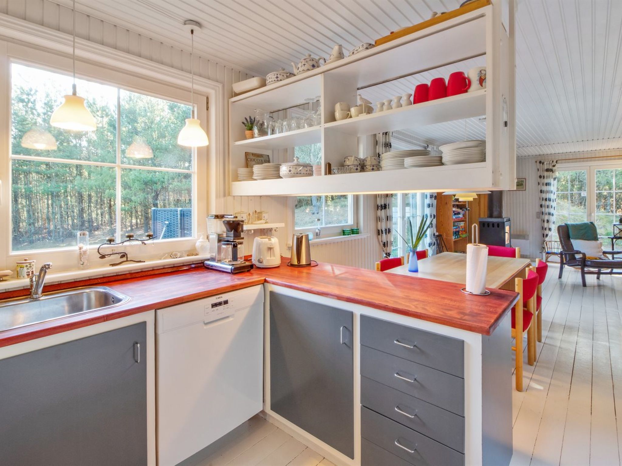 "Eimi" - 1.5km from the sea-Binnen