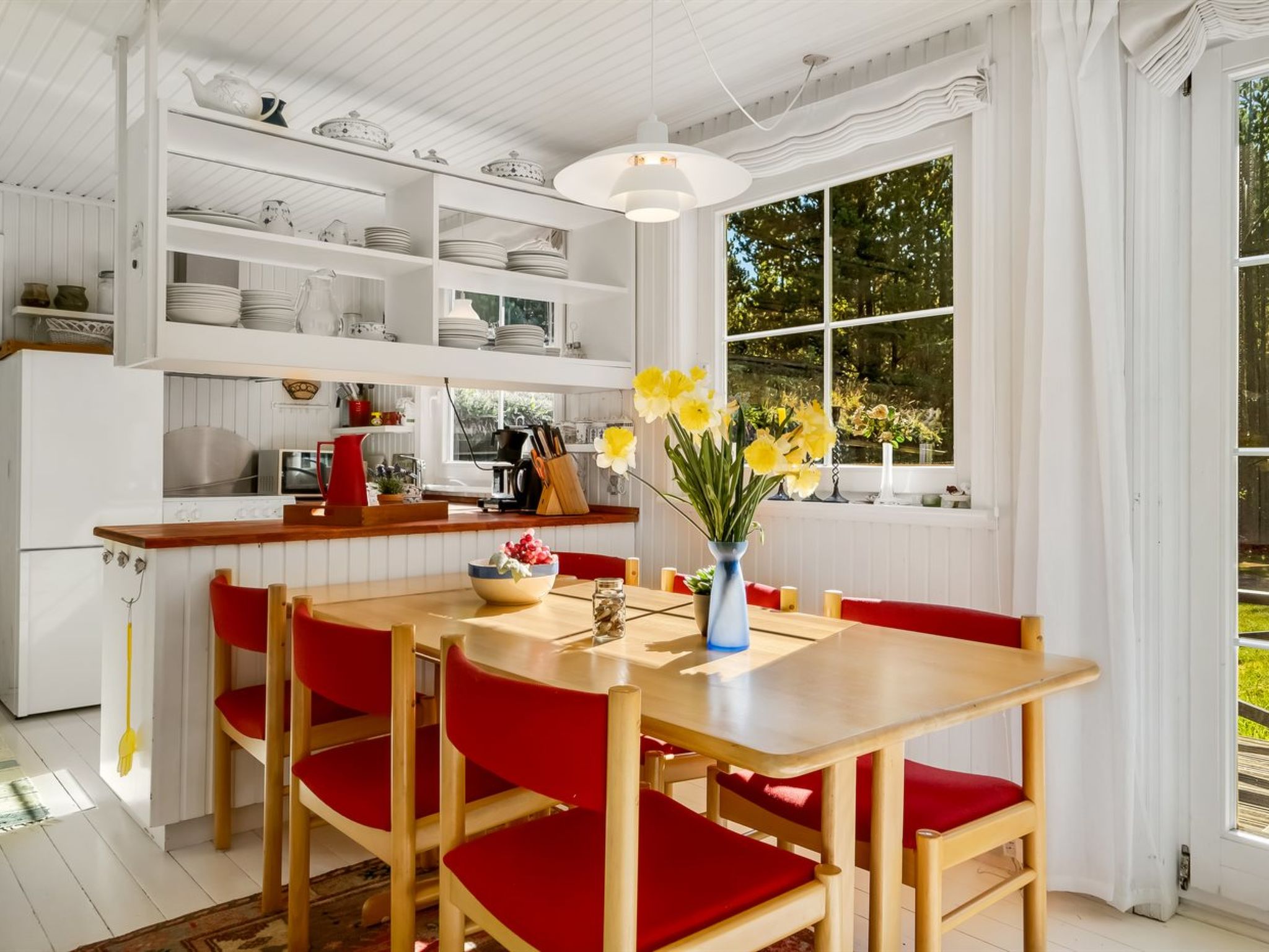 "Eimi" - 1.5km from the sea - Inside