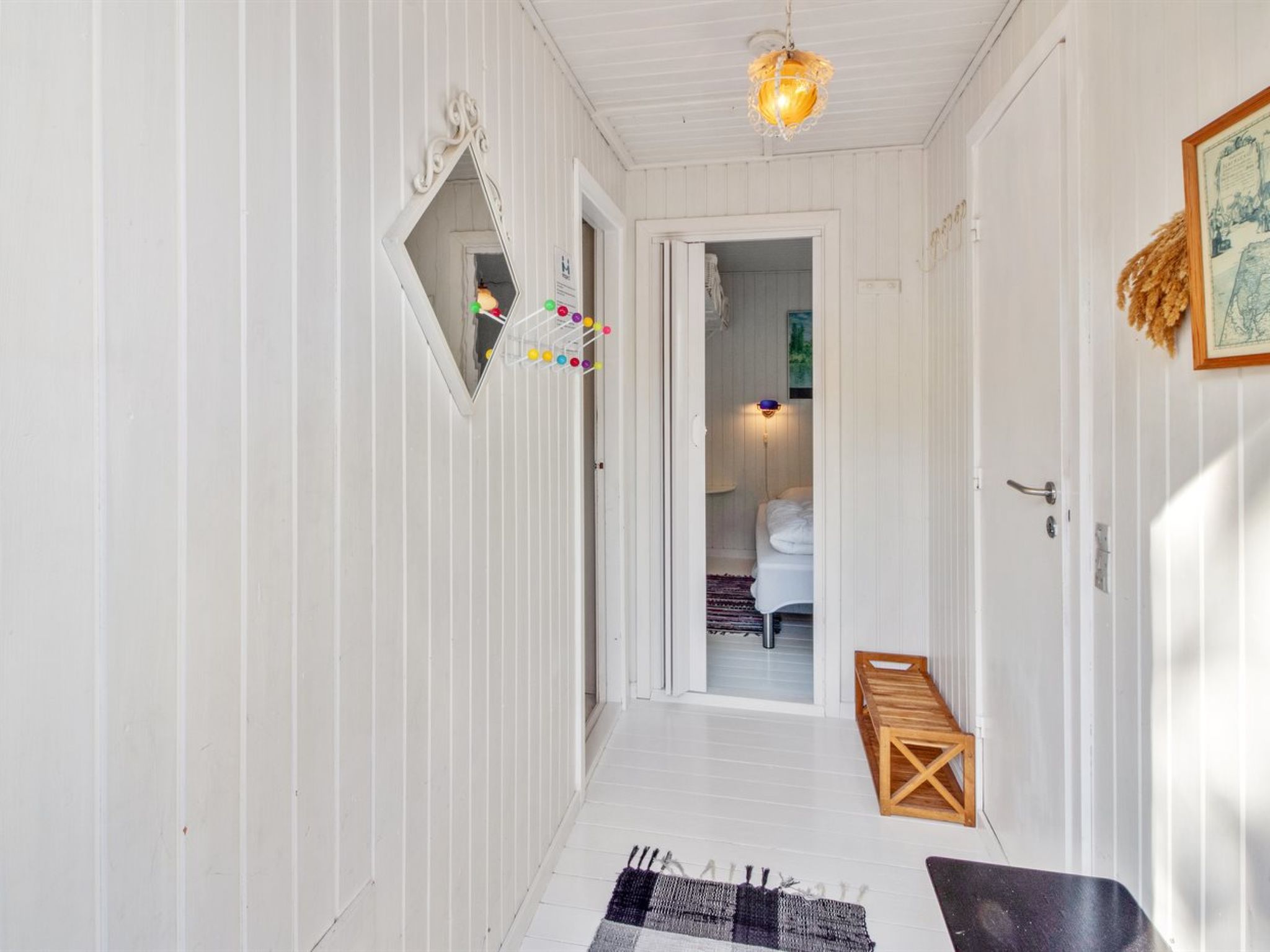 "Eimi" - 1.5km from the sea - Inside
