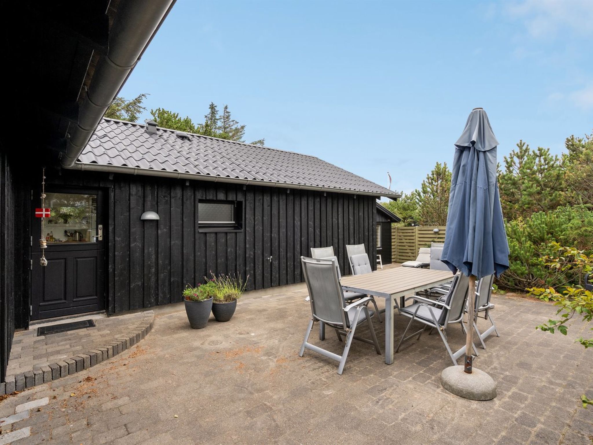 "Bedri" - 800m from the sea - Buiten