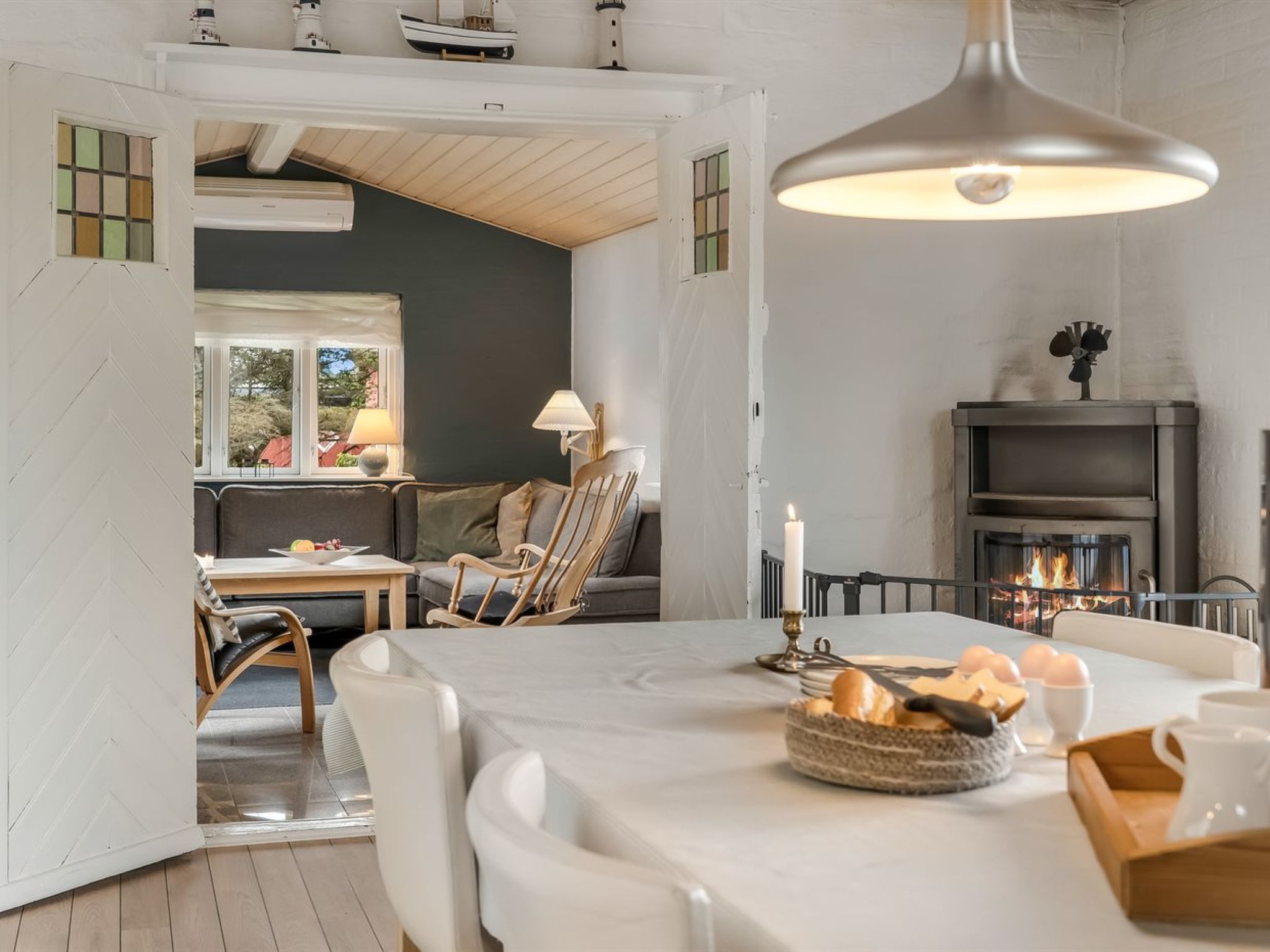 "Bedri" - 800m from the sea - Drinnen