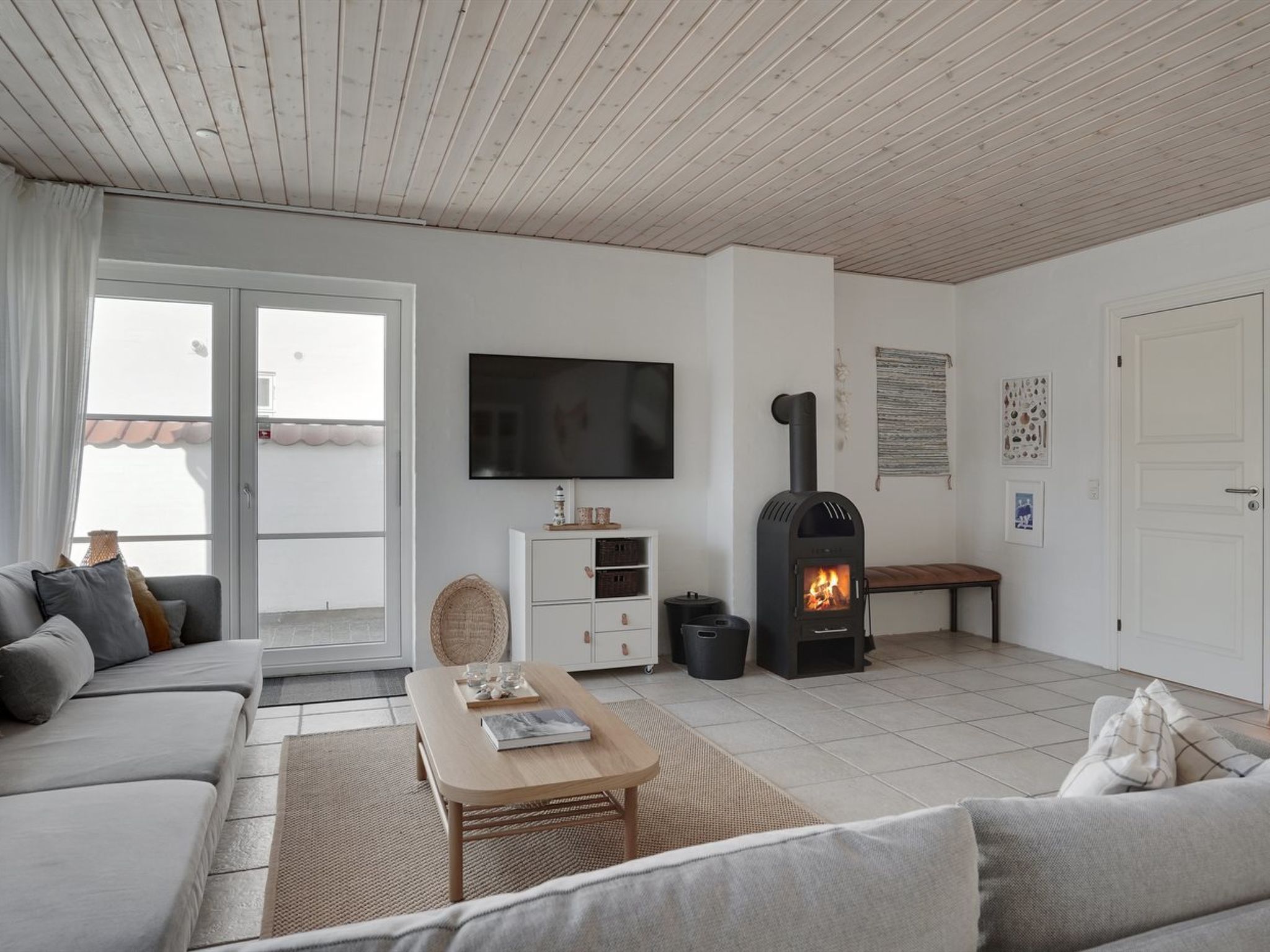"Riki" - 150m from the sea - Binnen